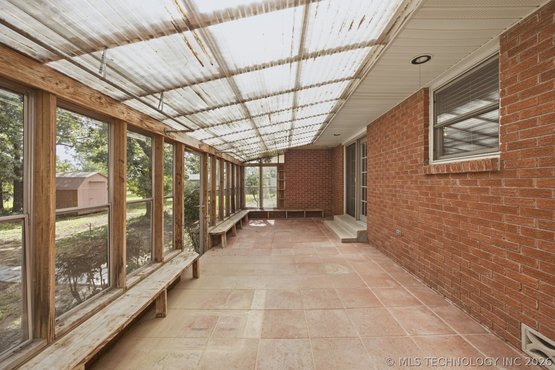 1703 E Comanche Avenue Property Photo 31