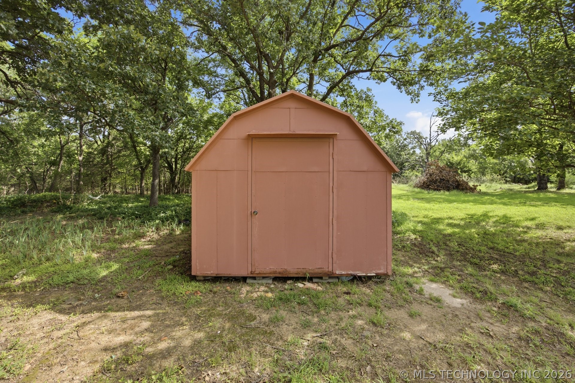 1703 E Comanche Avenue Property Photo 33