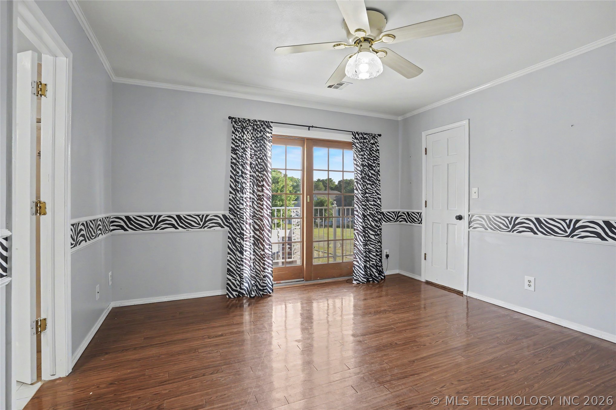 1250 Easy Street Property Photo 29