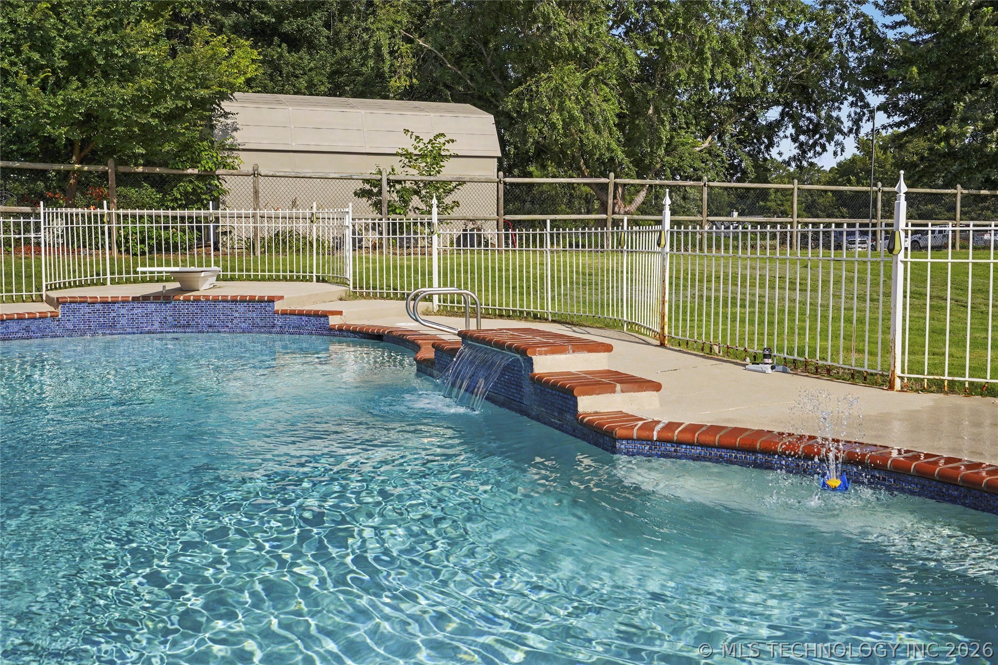 1250 Easy Street Property Photo 46