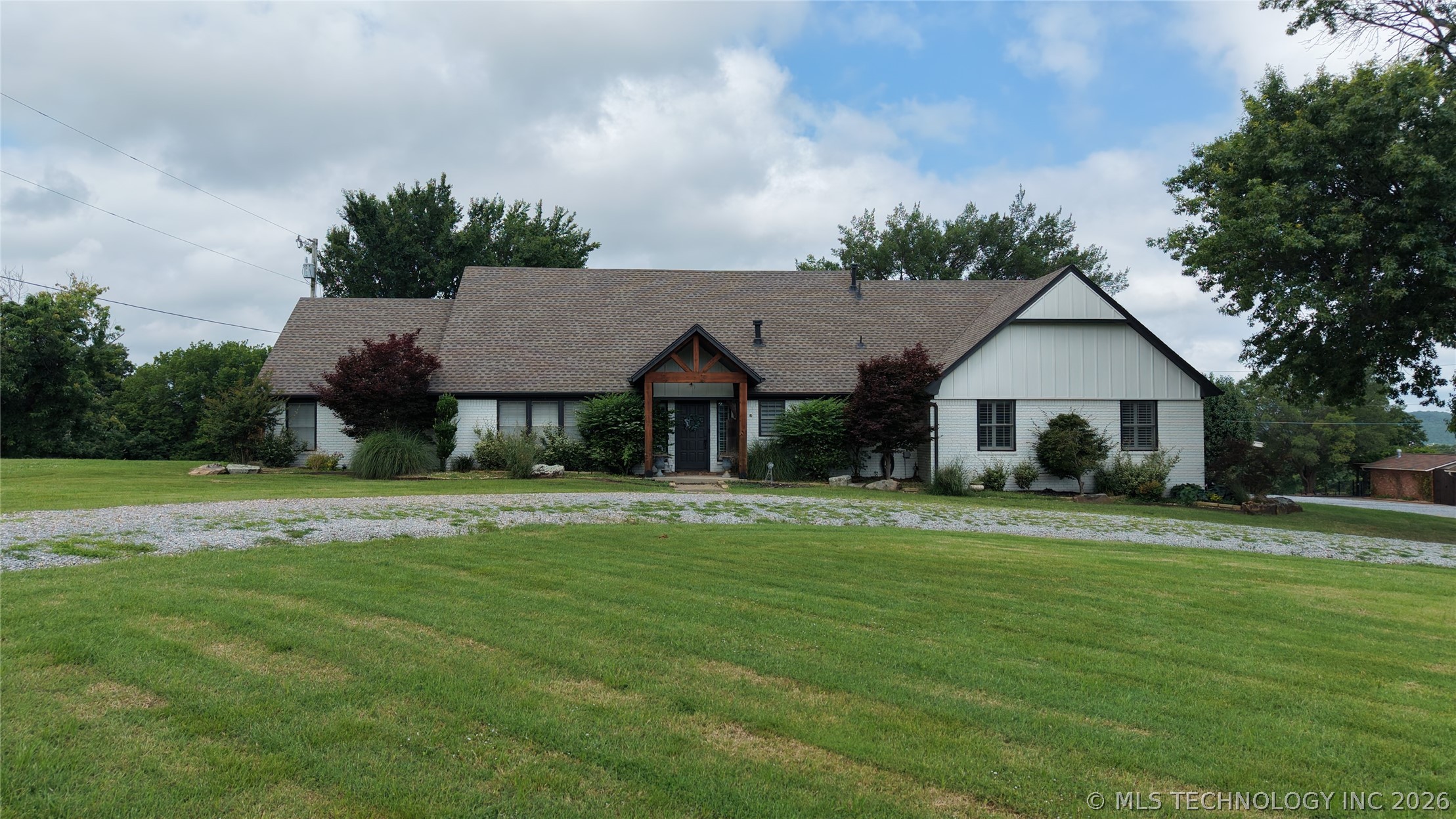 3349 Hardy Springs Property Photo 1