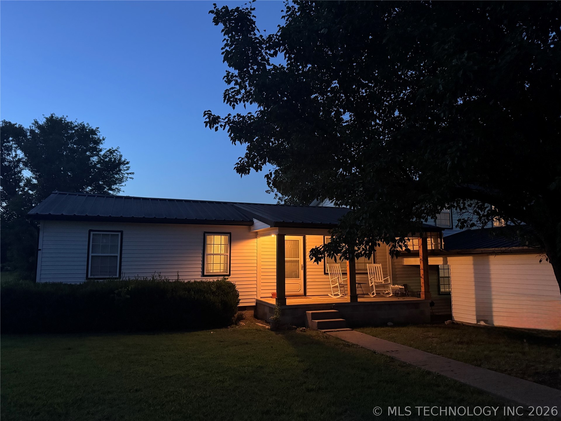 2199 W 103rd Street N Property Photo 3