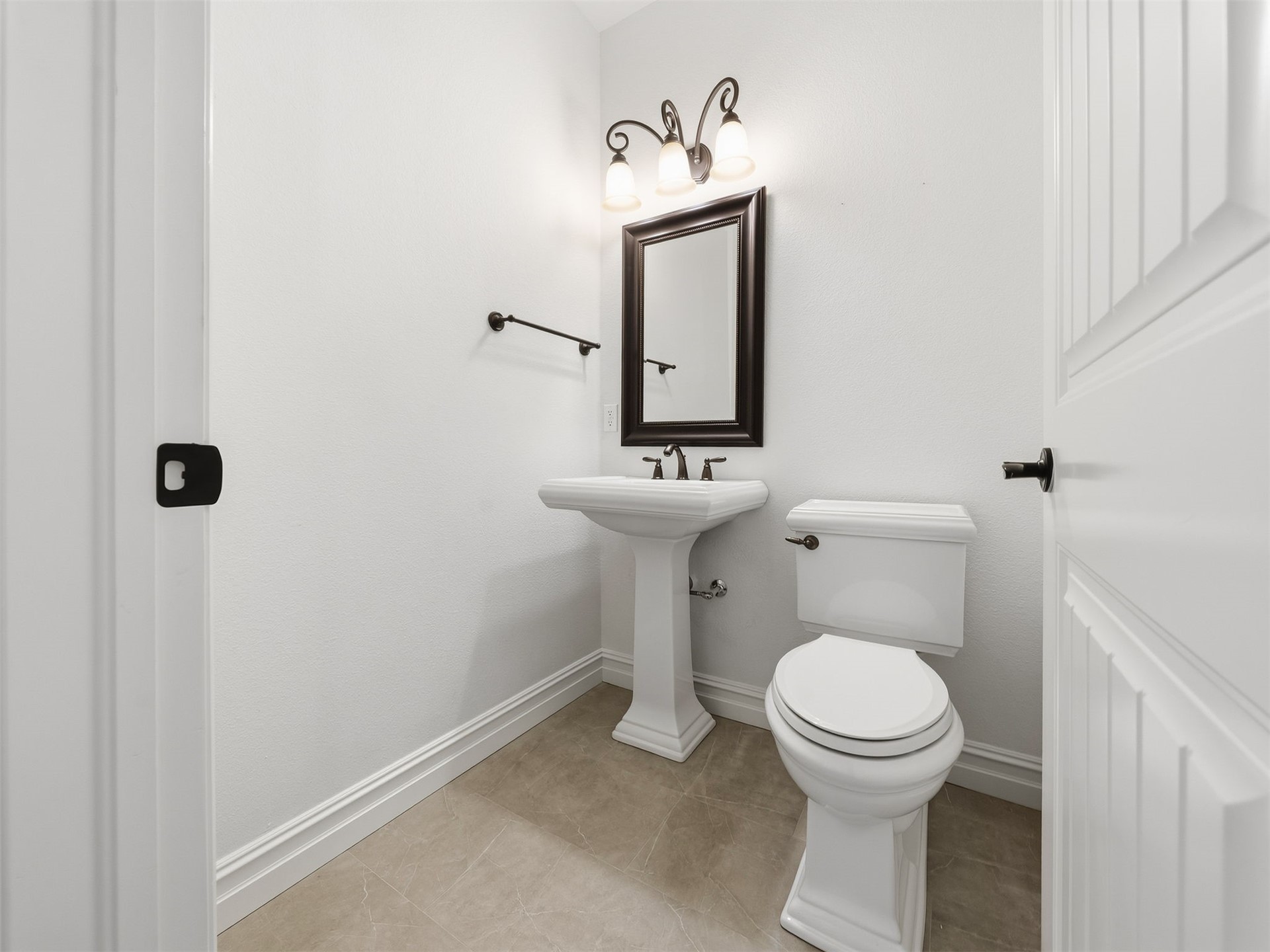 7832 E Galveston Street Property Photo 33