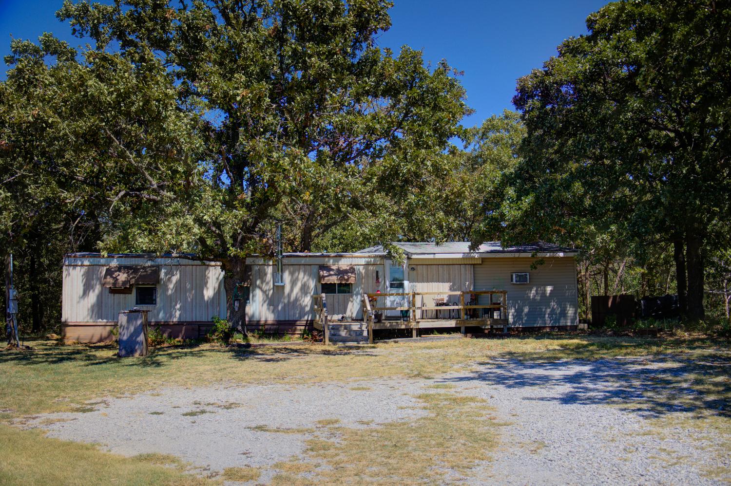 5141 N 68th West Avenue Property Photo 1