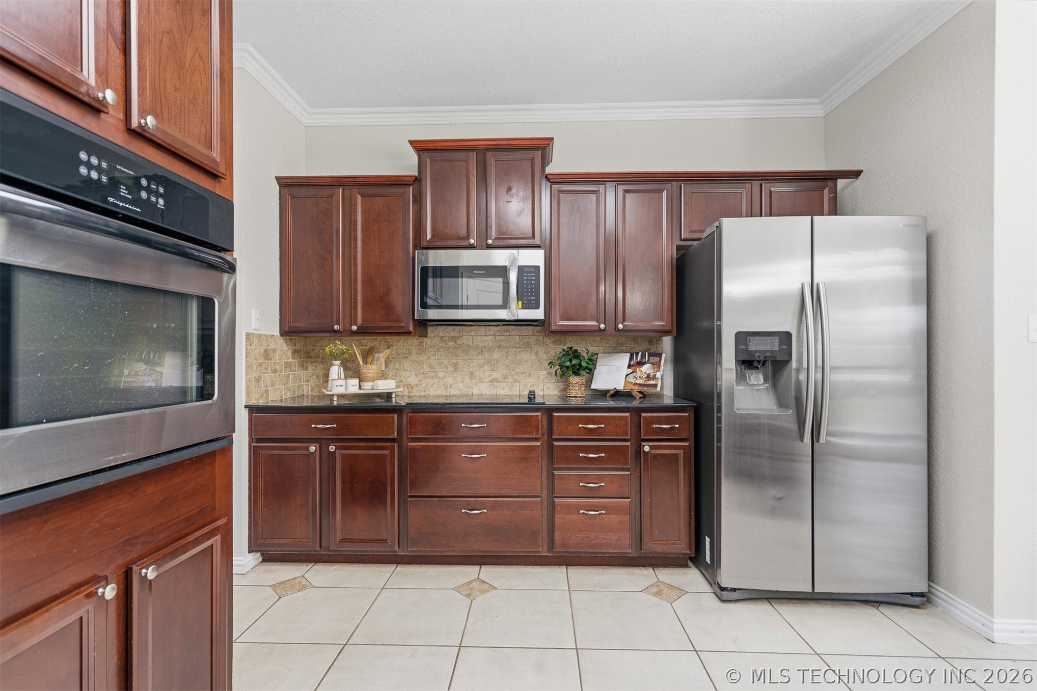 708 Franklin Court Property Photo 12