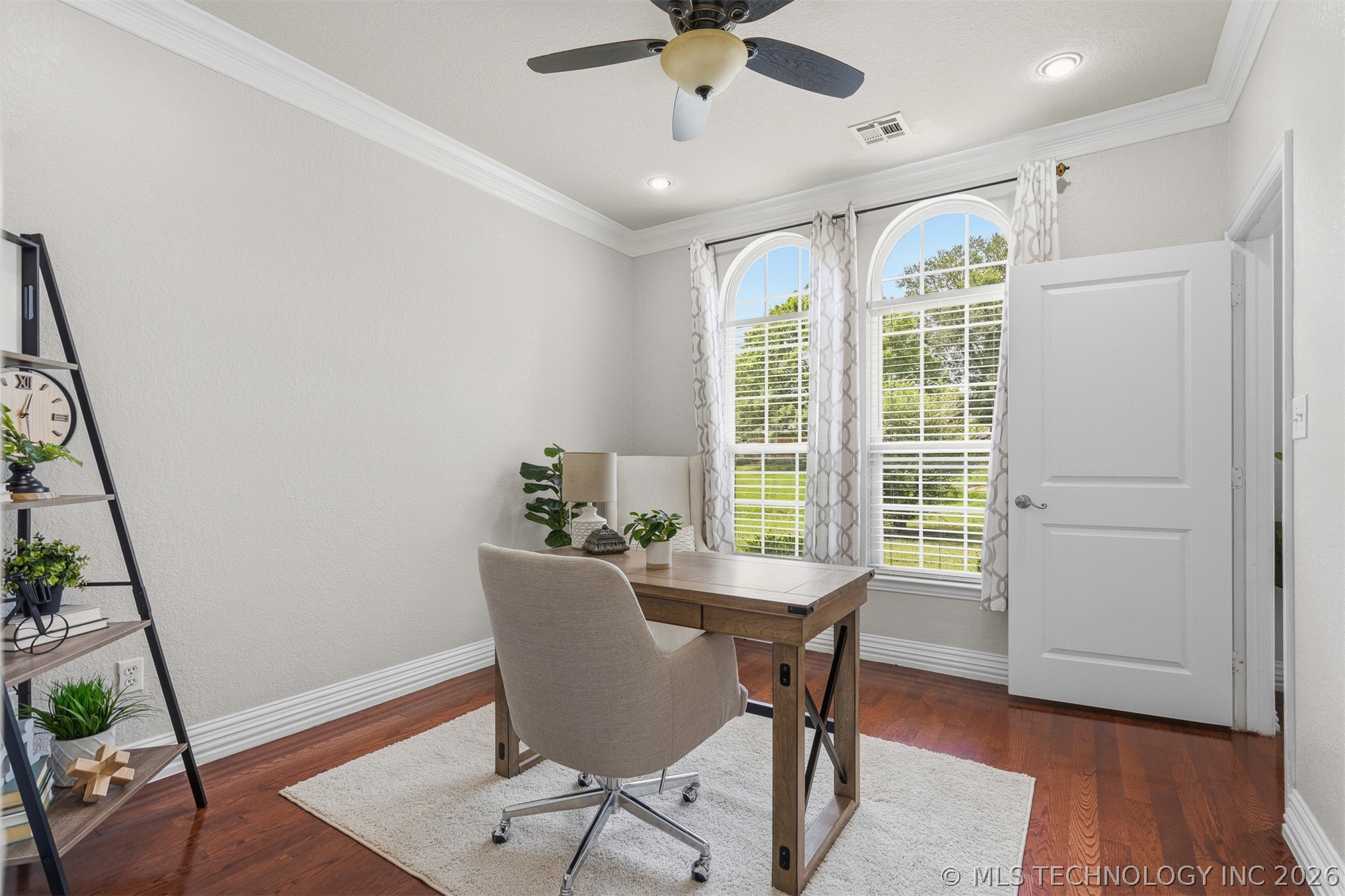 708 Franklin Court Property Photo 16