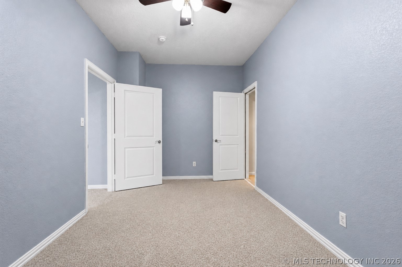708 Franklin Court Property Photo 31
