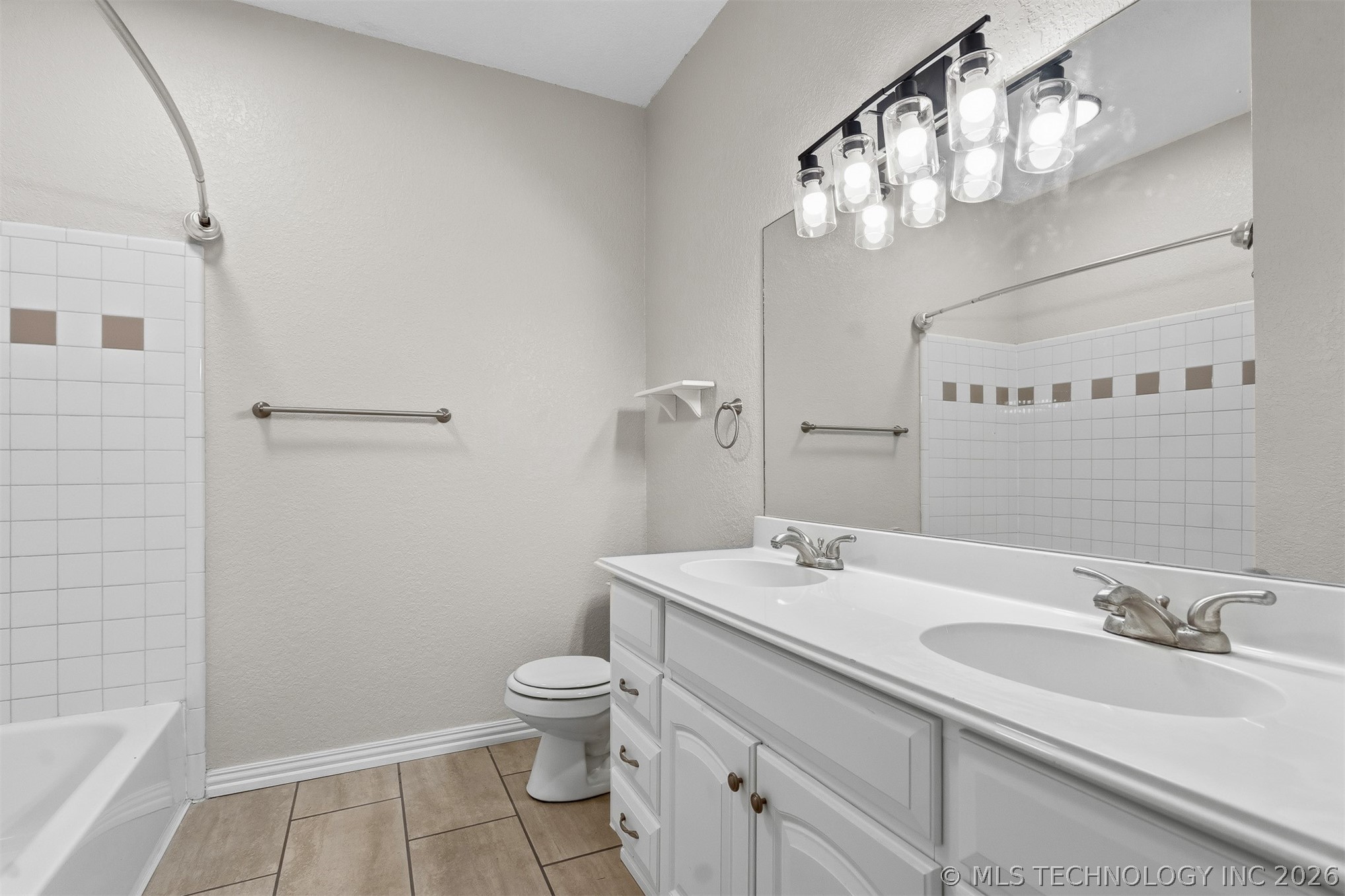 708 Franklin Court Property Photo 35