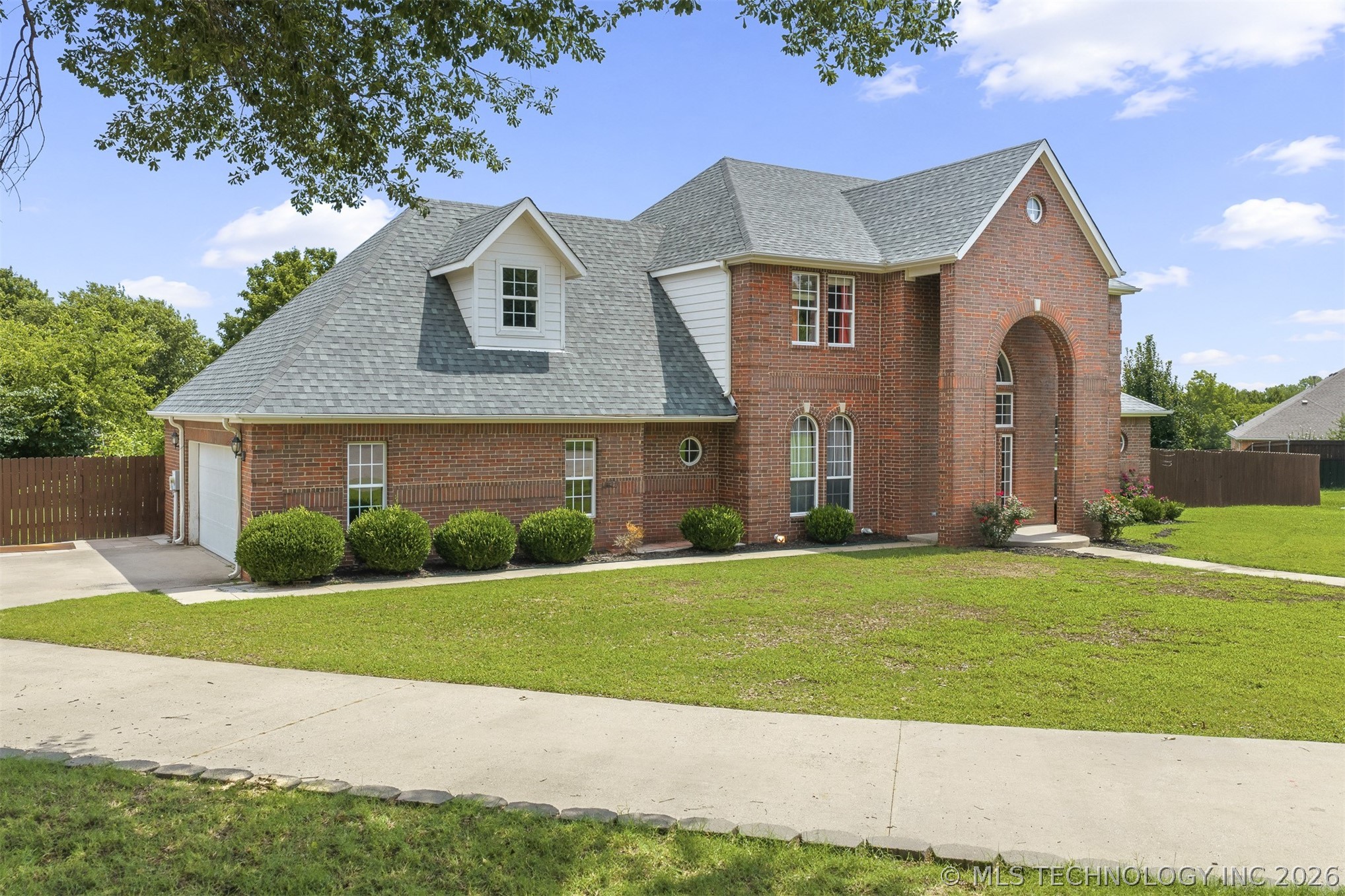 708 Franklin Court Property Photo 44