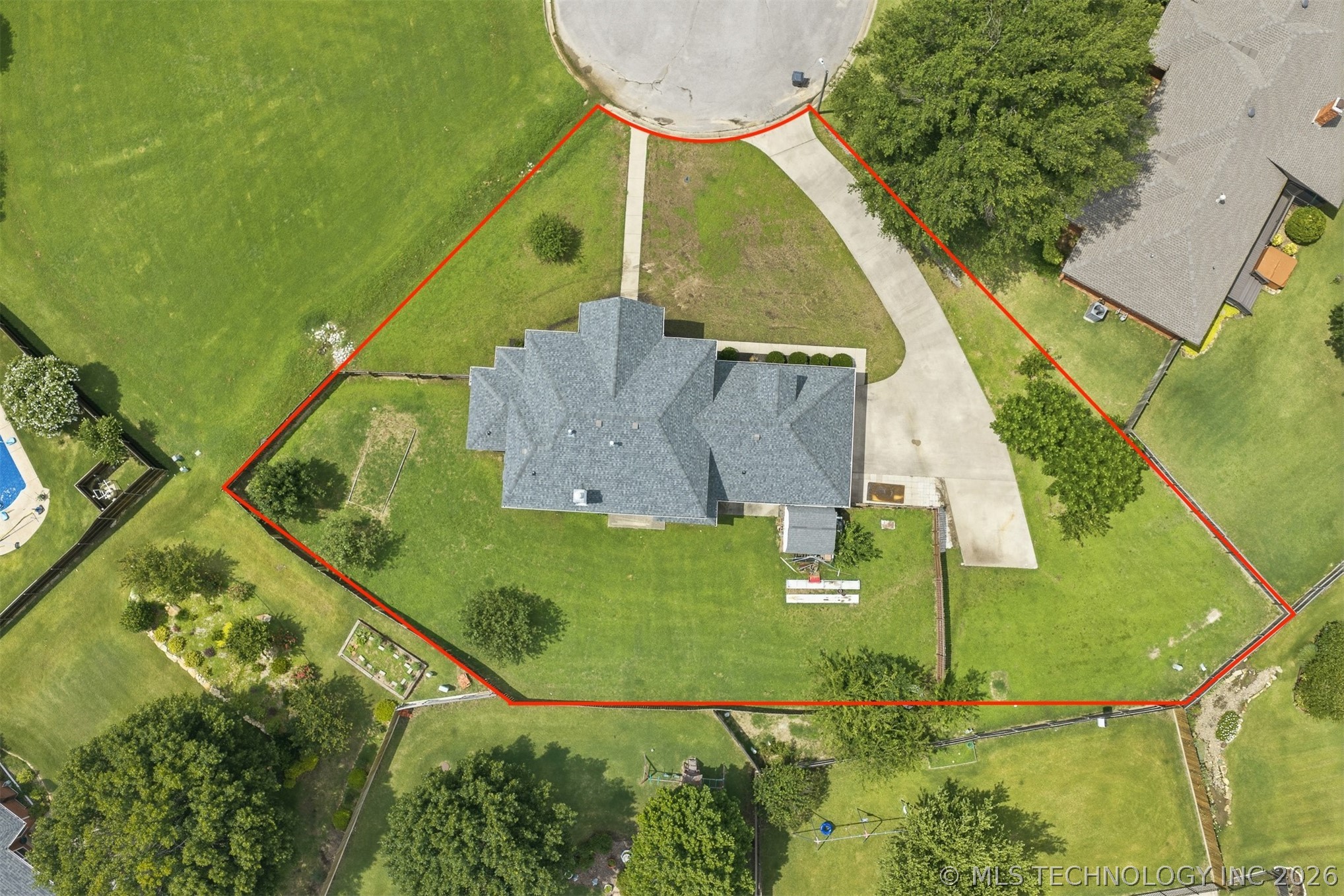 708 Franklin Court Property Photo 48