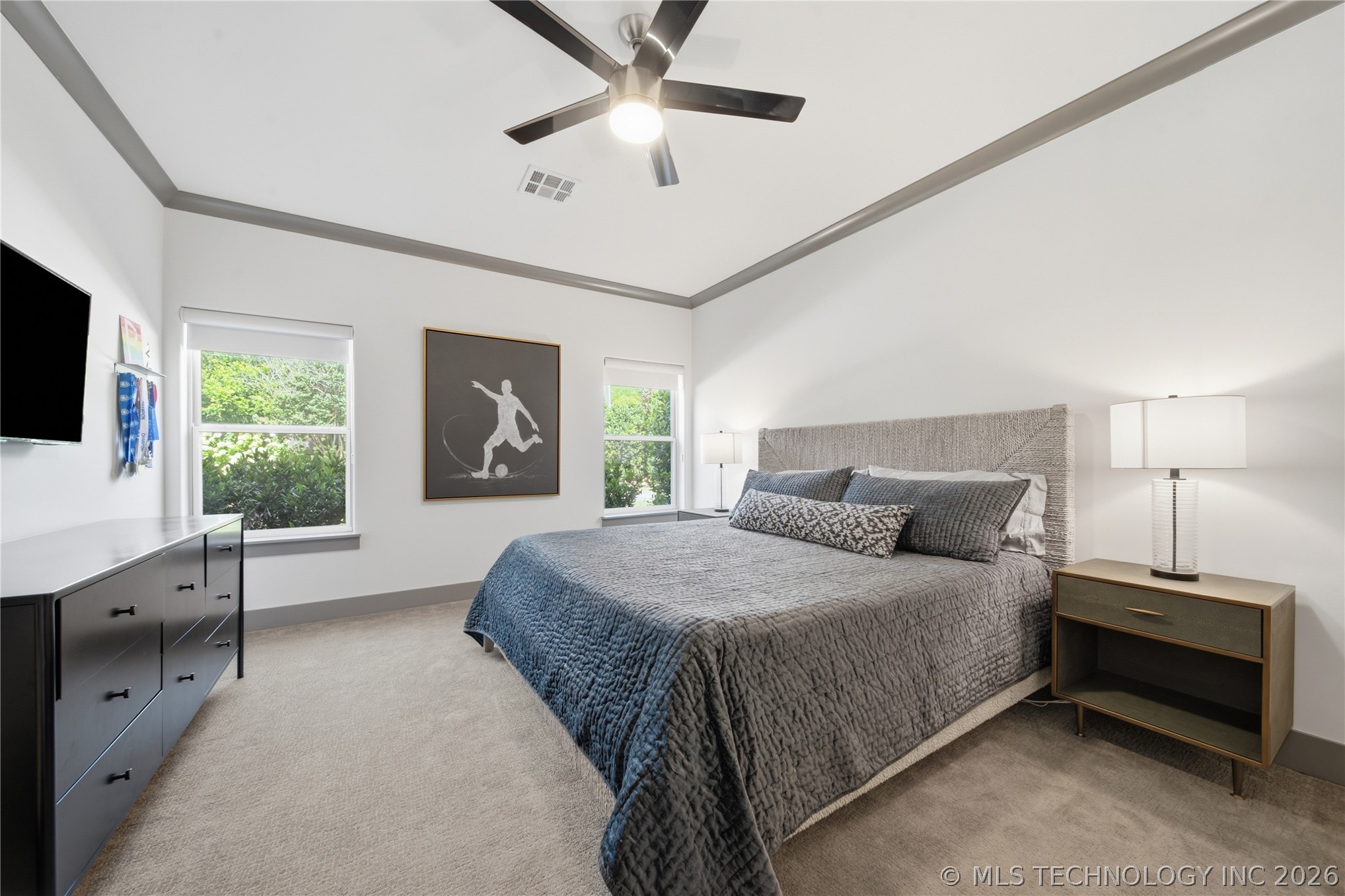 2526 S College Avenue Property Photo 29