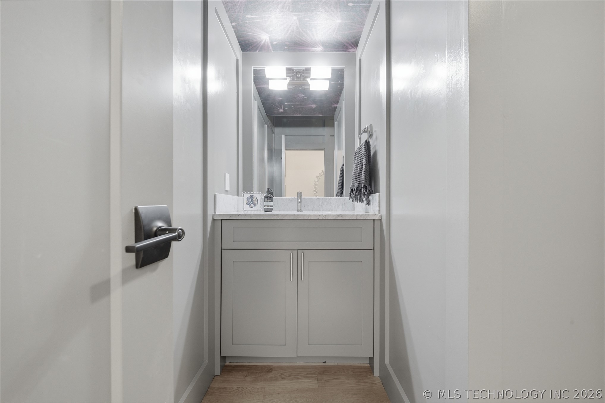 2526 S College Avenue Property Photo 33