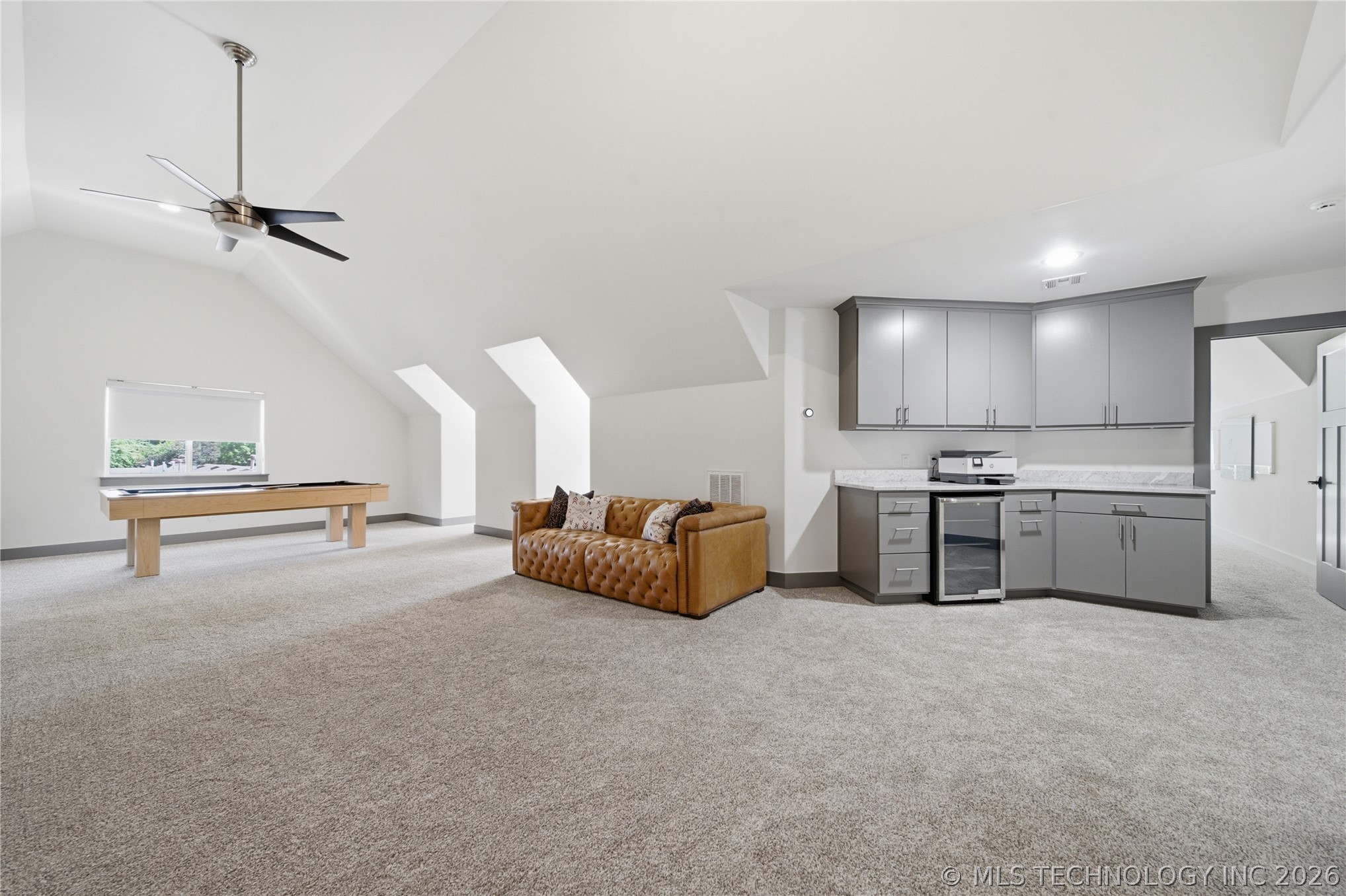 2526 S College Avenue Property Photo 36