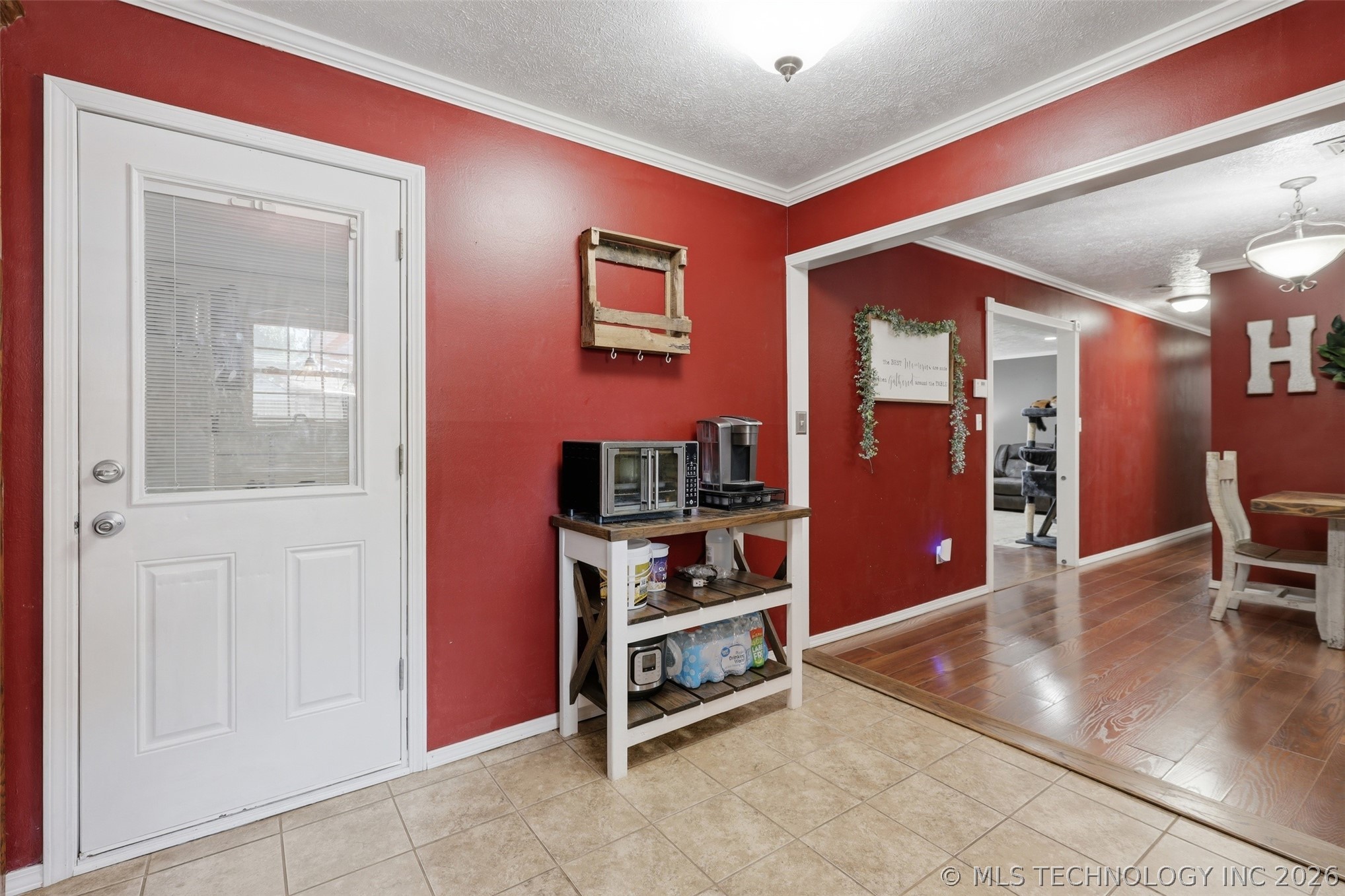 122 Sooner Drive N Property Photo 19