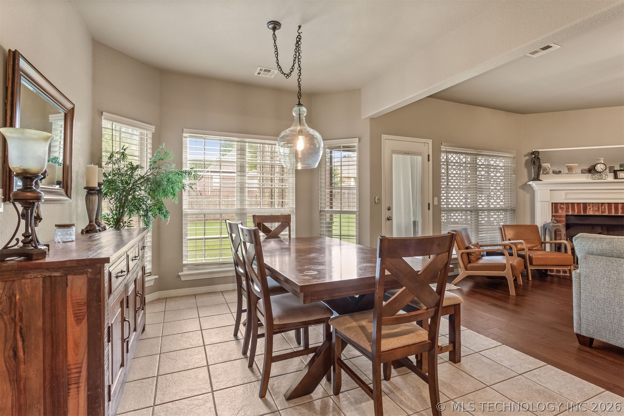 11110 S 3rd Street Property Photo 26