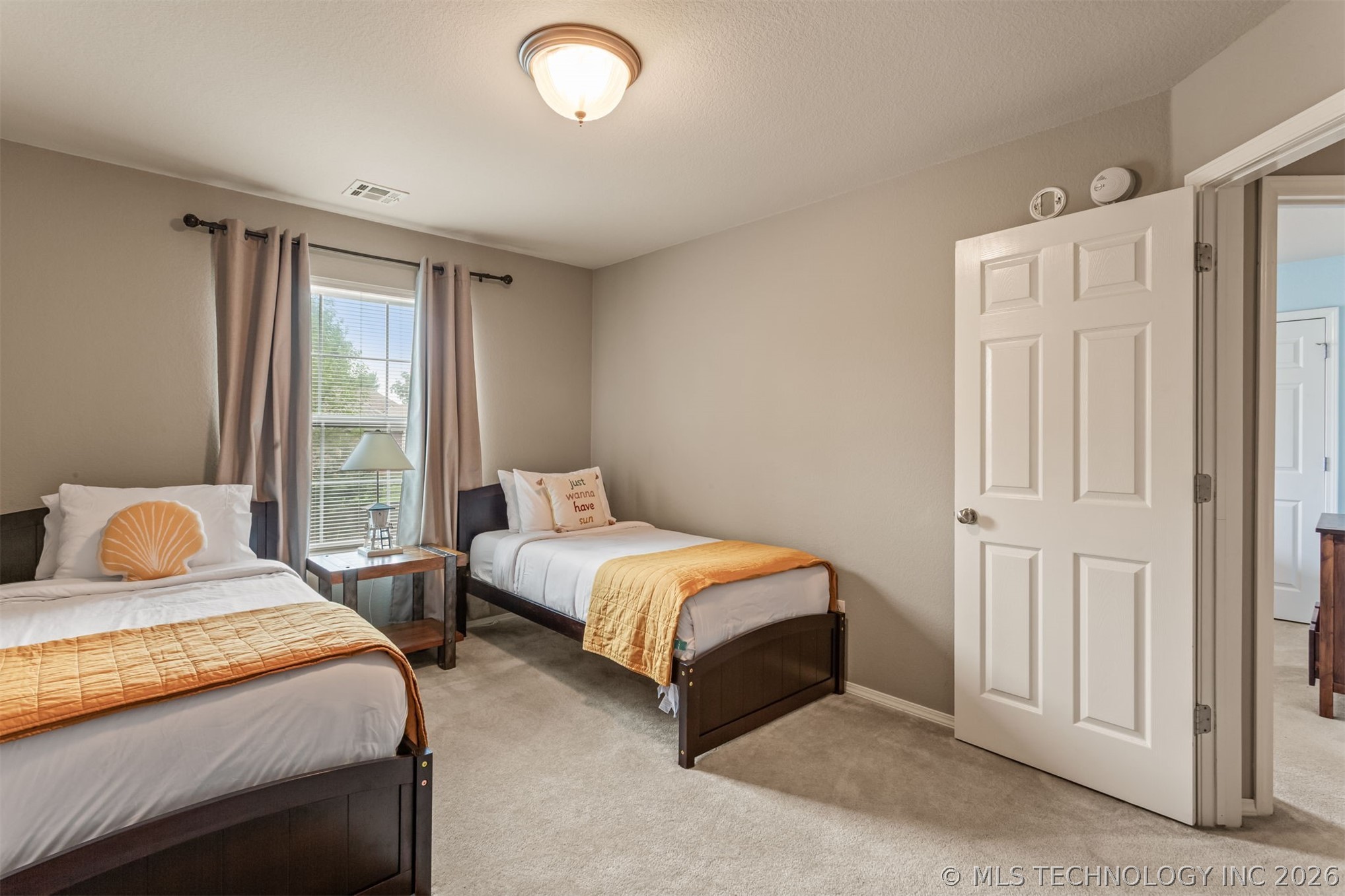 11110 S 3rd Street Property Photo 42