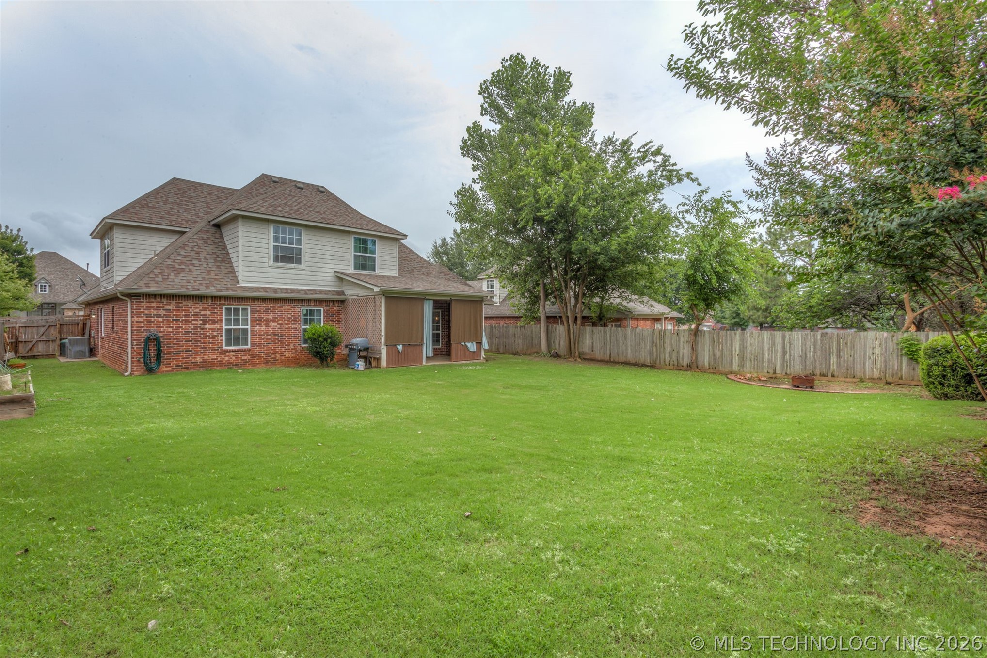 11110 S 3rd Street Property Photo 46