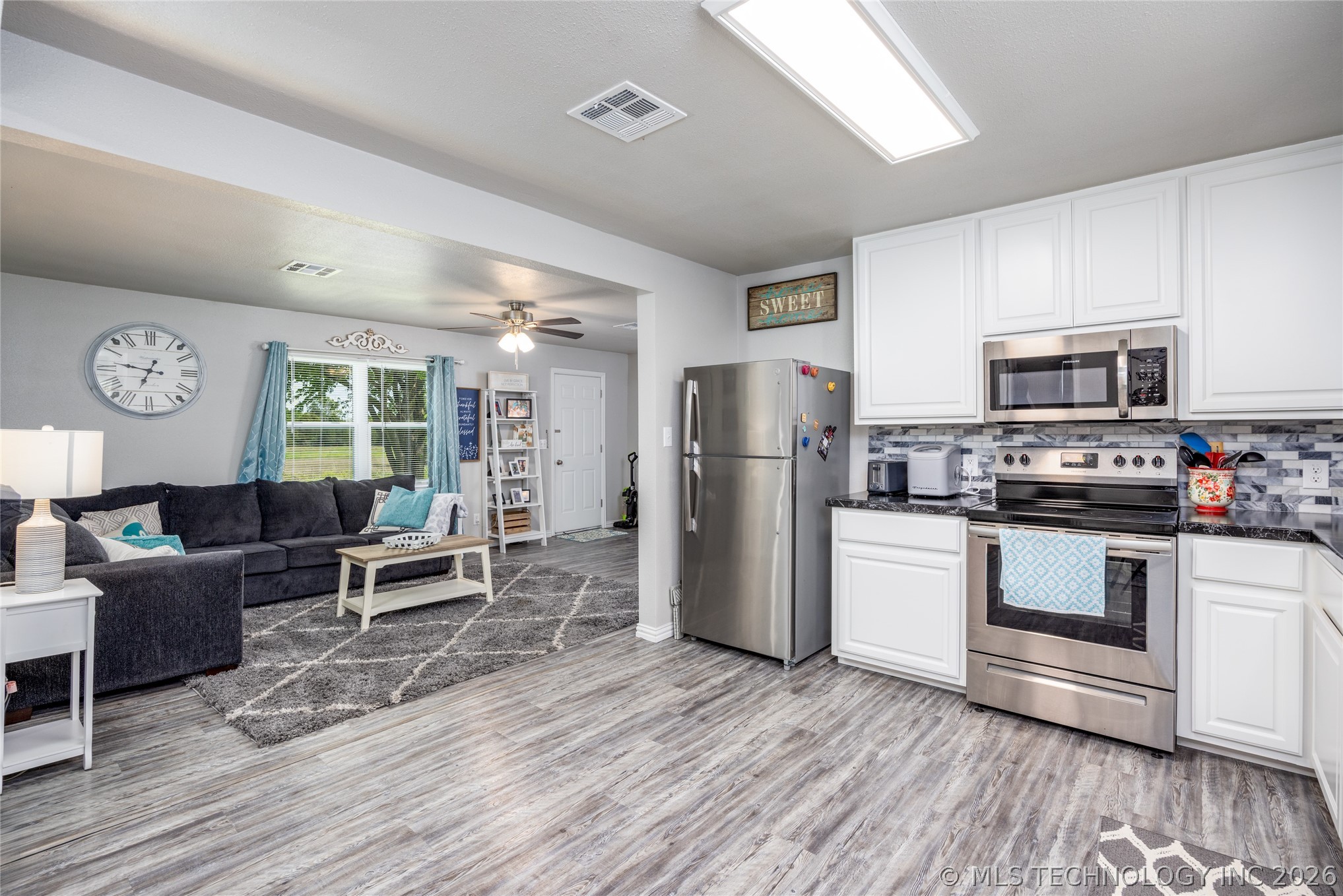 647 Sawmill Road Property Photo 13
