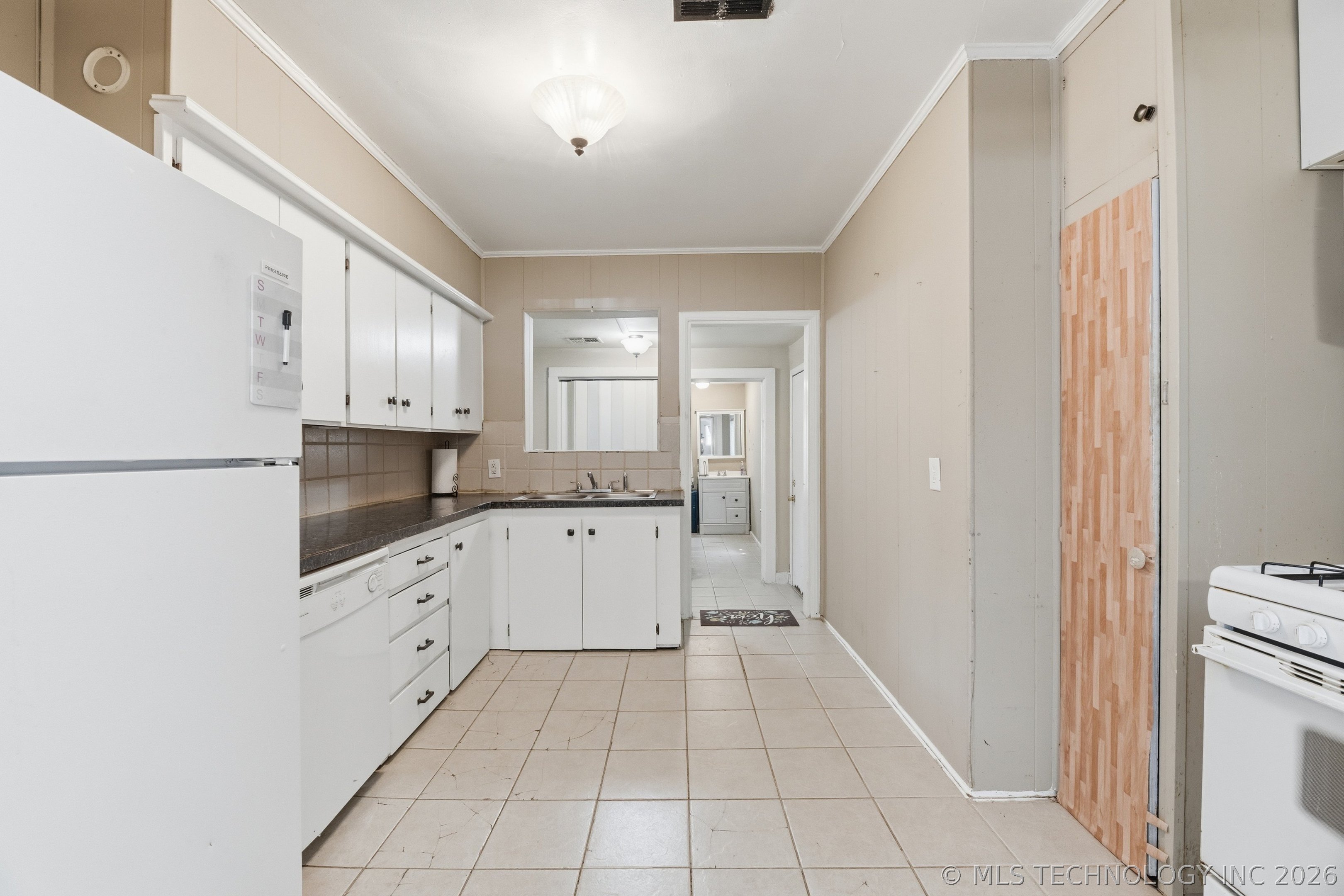 2539 N Boston Place Property Photo 8