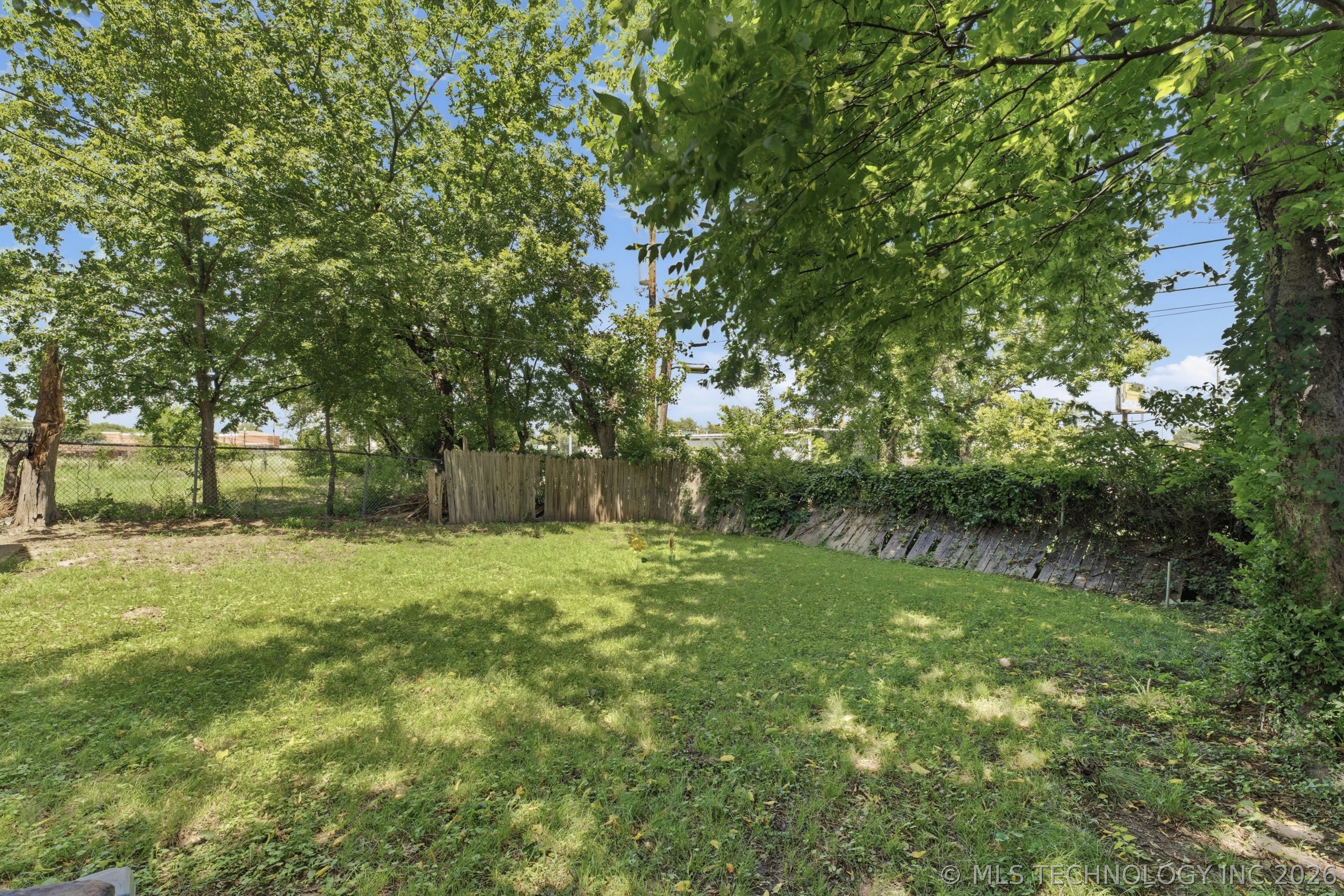 2539 N Boston Place Property Photo 28