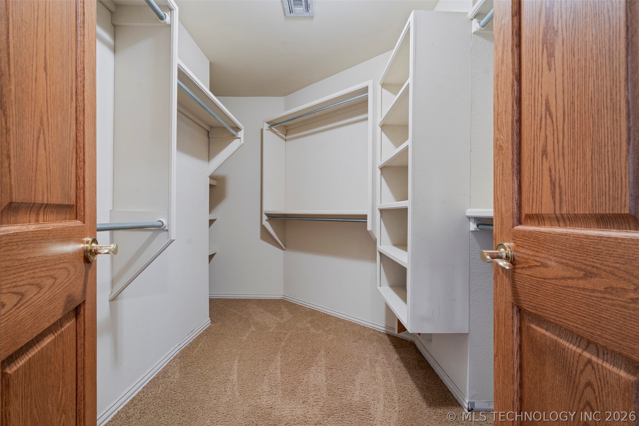 213 Ashton Drive Property Photo 34