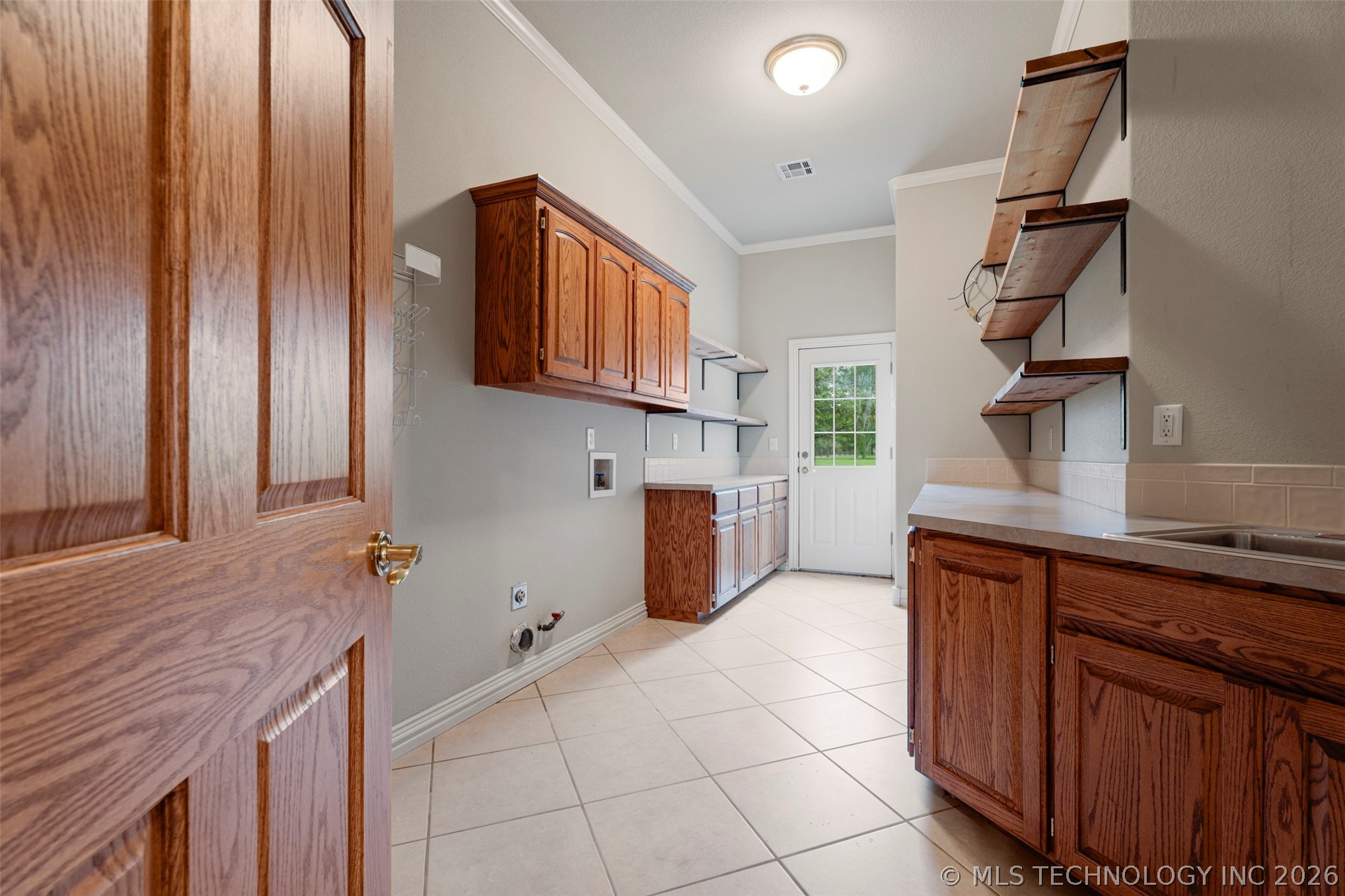 213 Ashton Drive Property Photo 46
