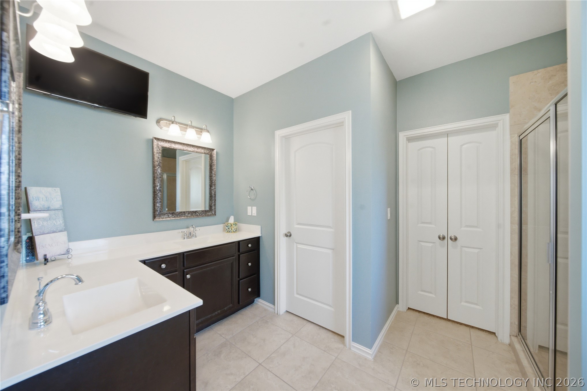 1124 W Fargo Drive Property Photo 15