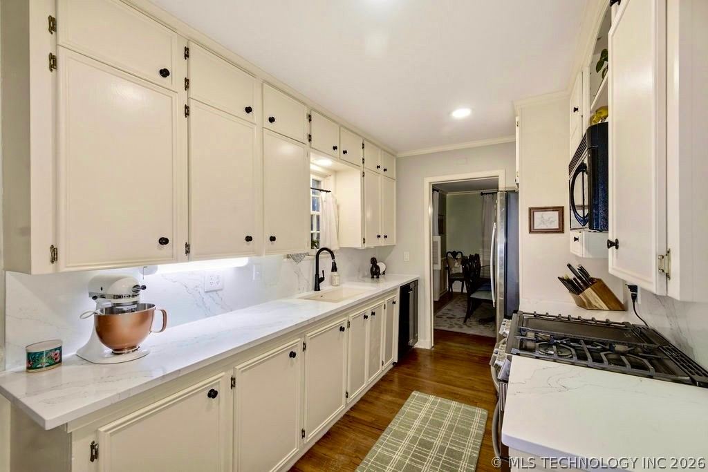 2504 S Boston Place Property Photo 17