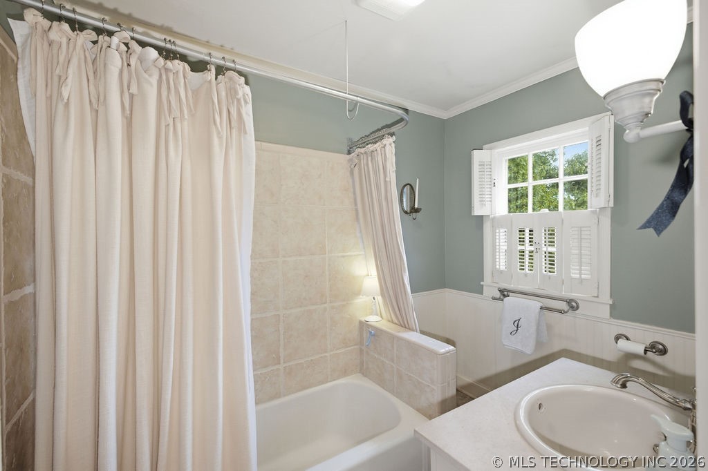 2504 S Boston Place Property Photo 41