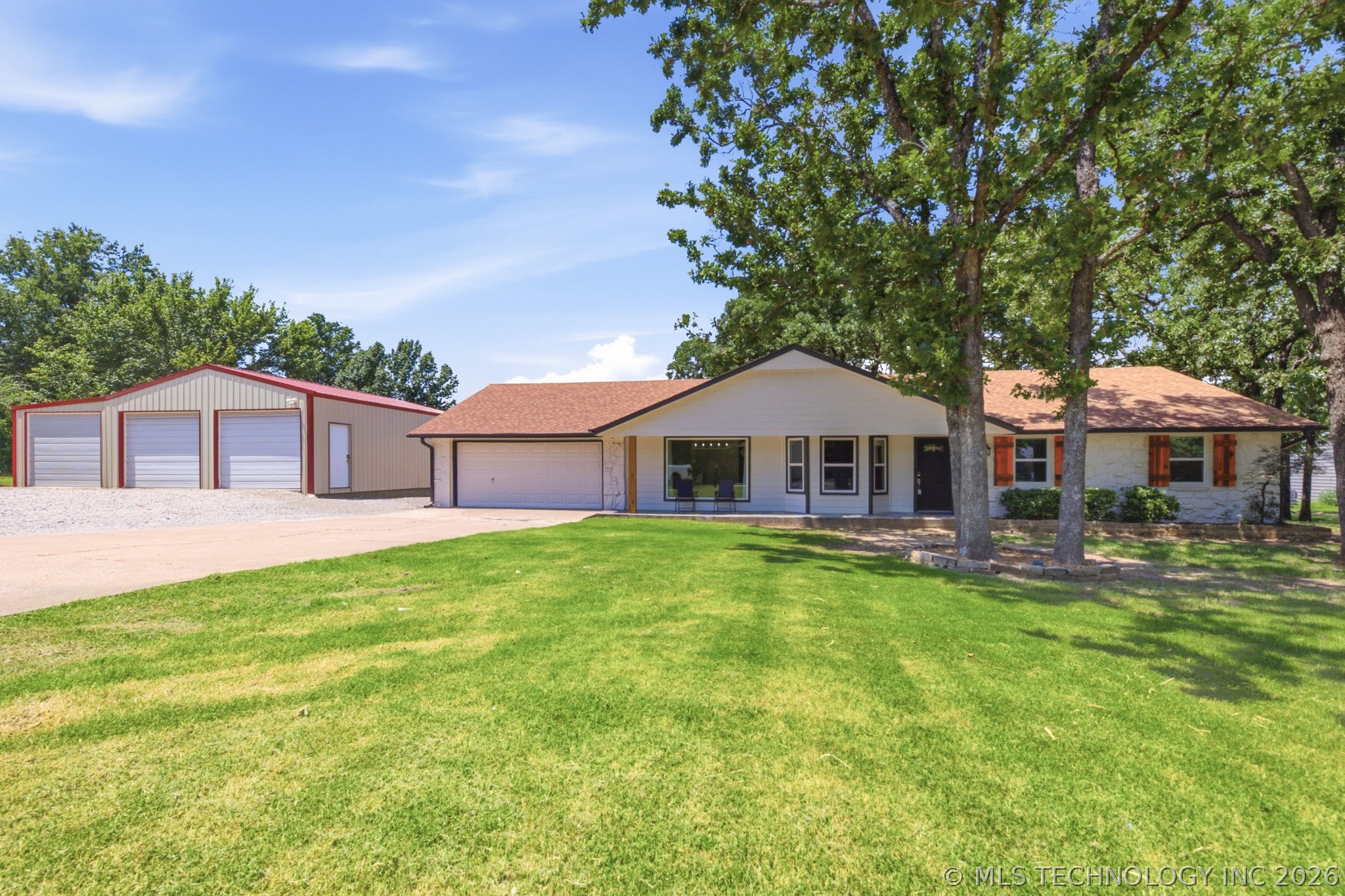 8208 Webb Drive Property Photo 1