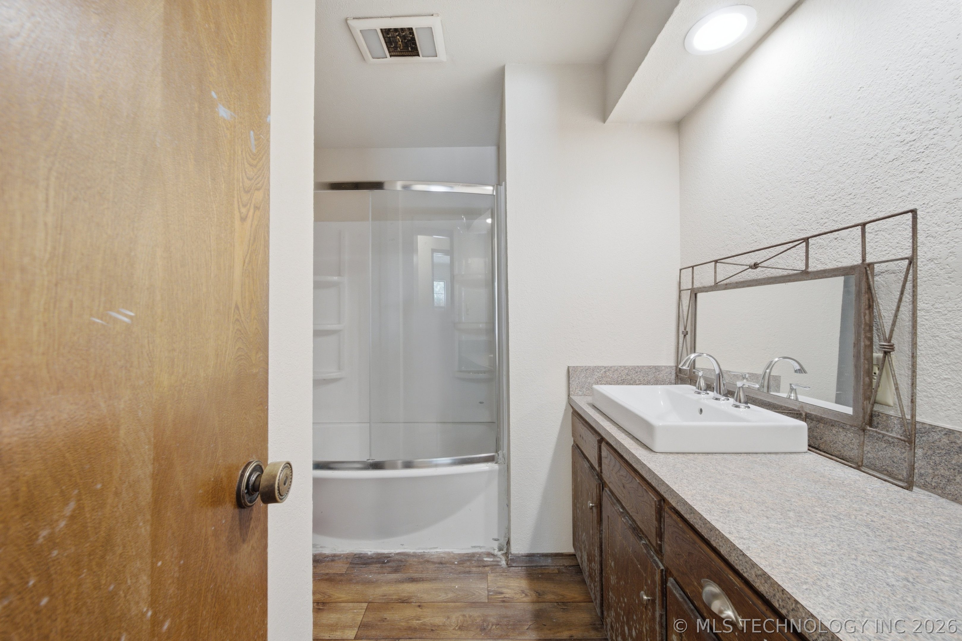 902 Cardinal Lane Property Photo 15