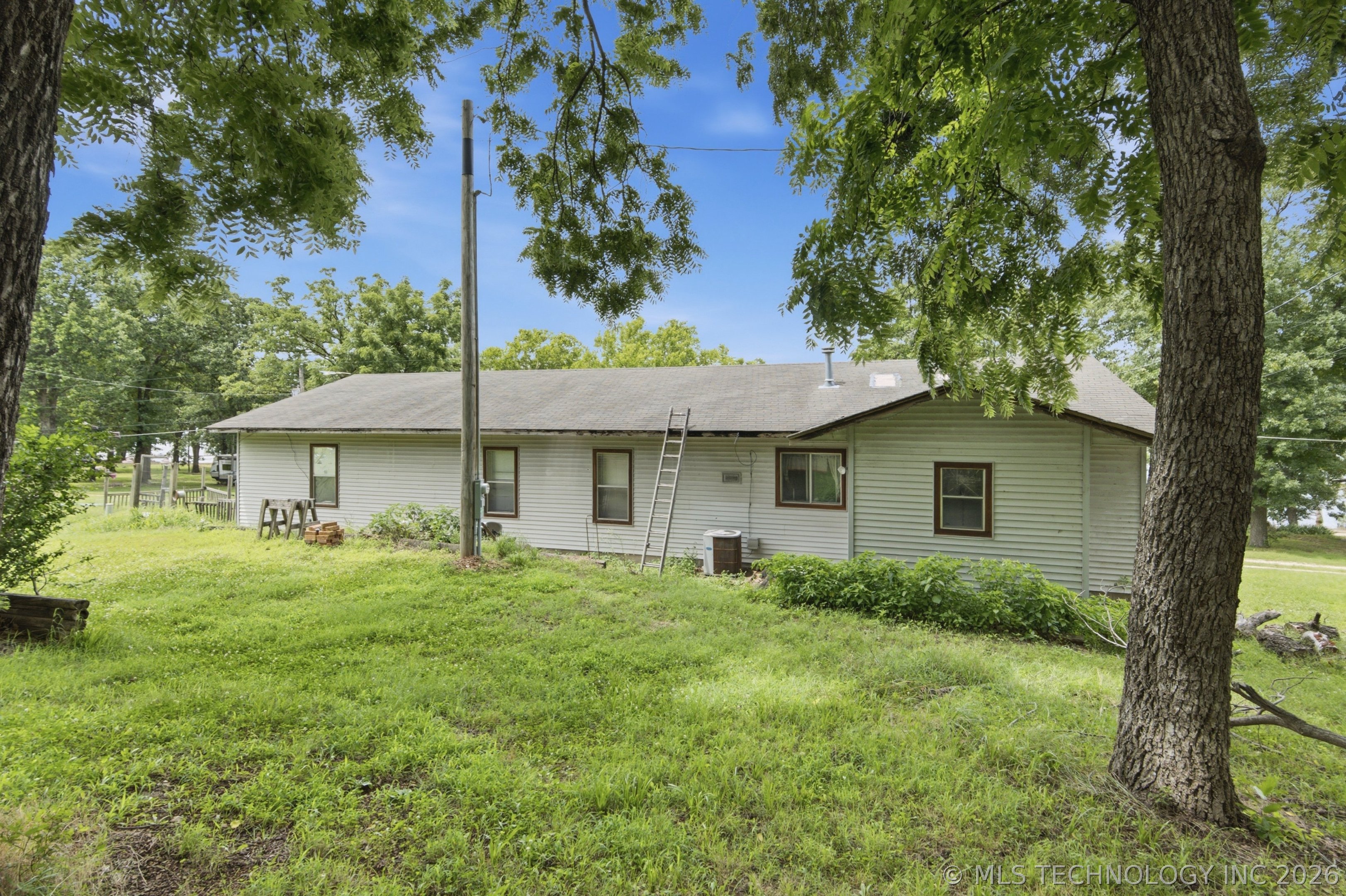 53910 N Ridenour Loop Property Photo 9