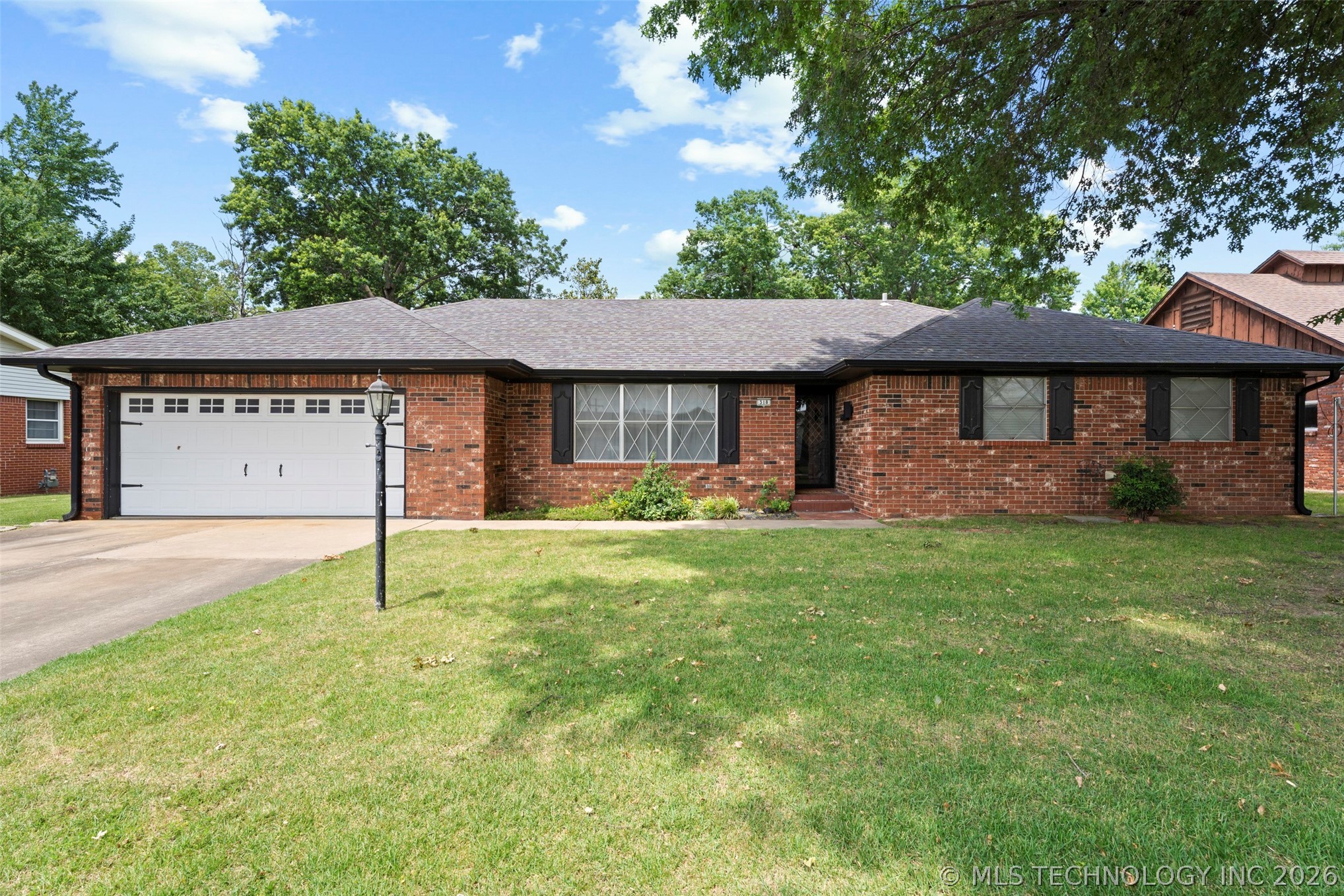 318 Sunset Drive