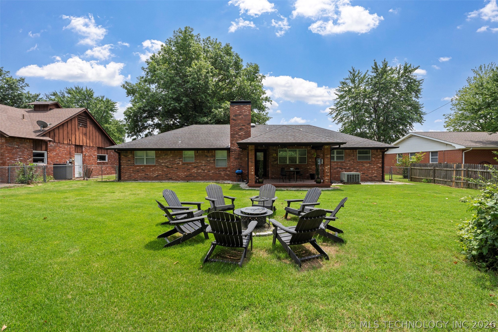 318 Sunset Drive Property Photo 34