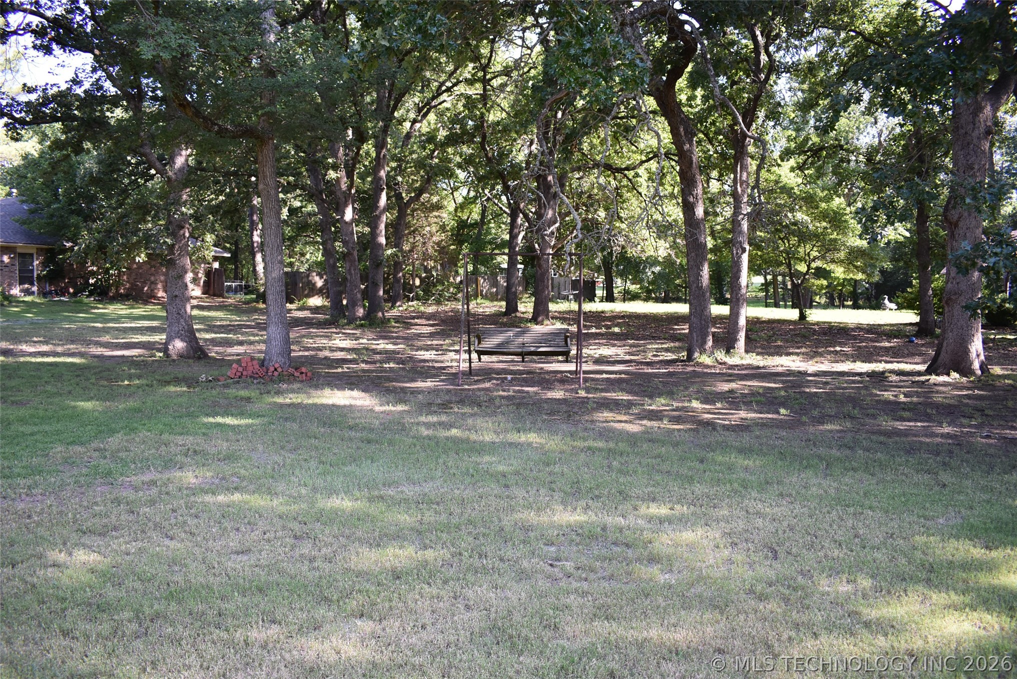 2430 Northwood Drive Property Photo 9