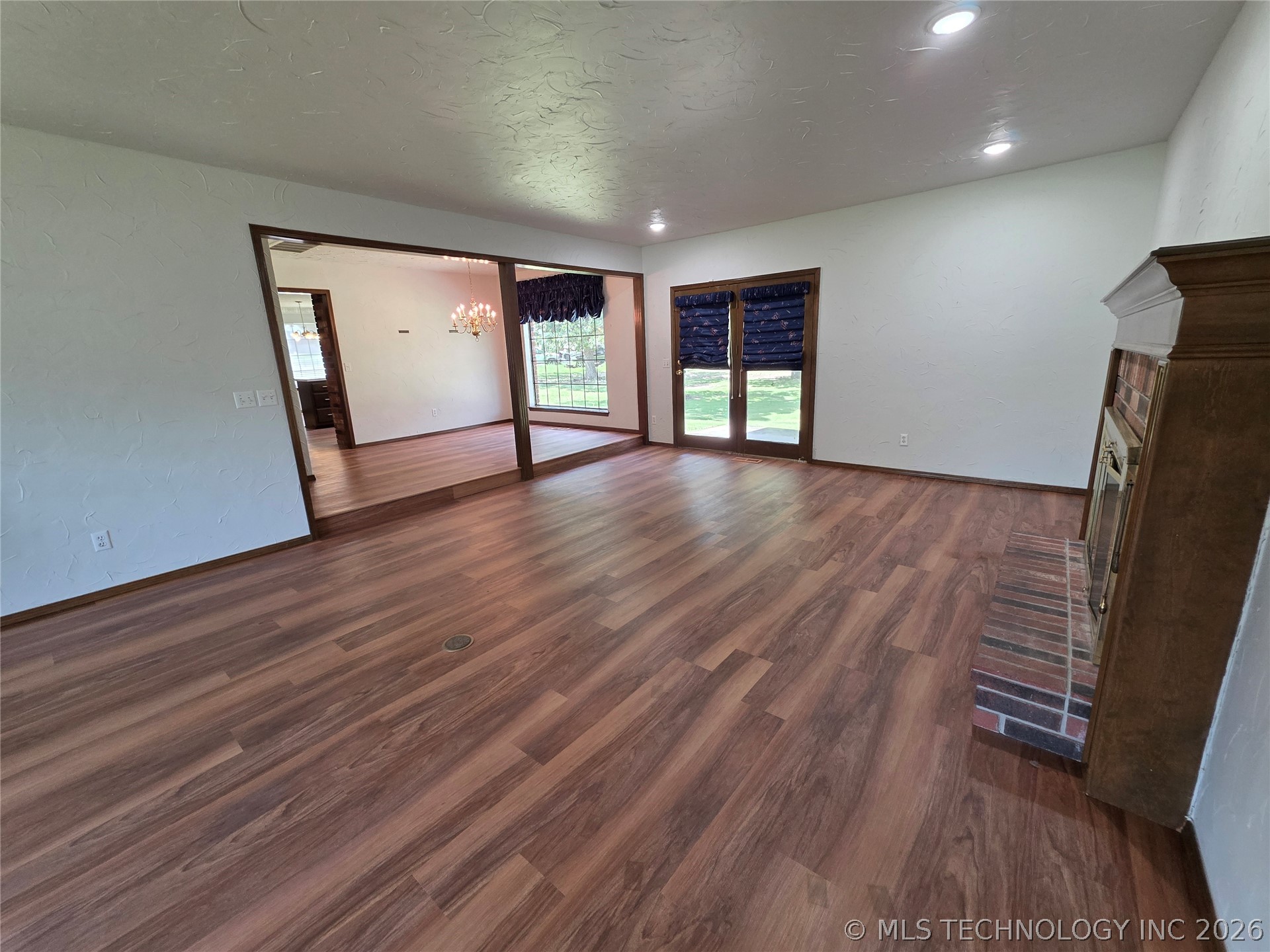 2430 Northwood Drive Property Photo 14