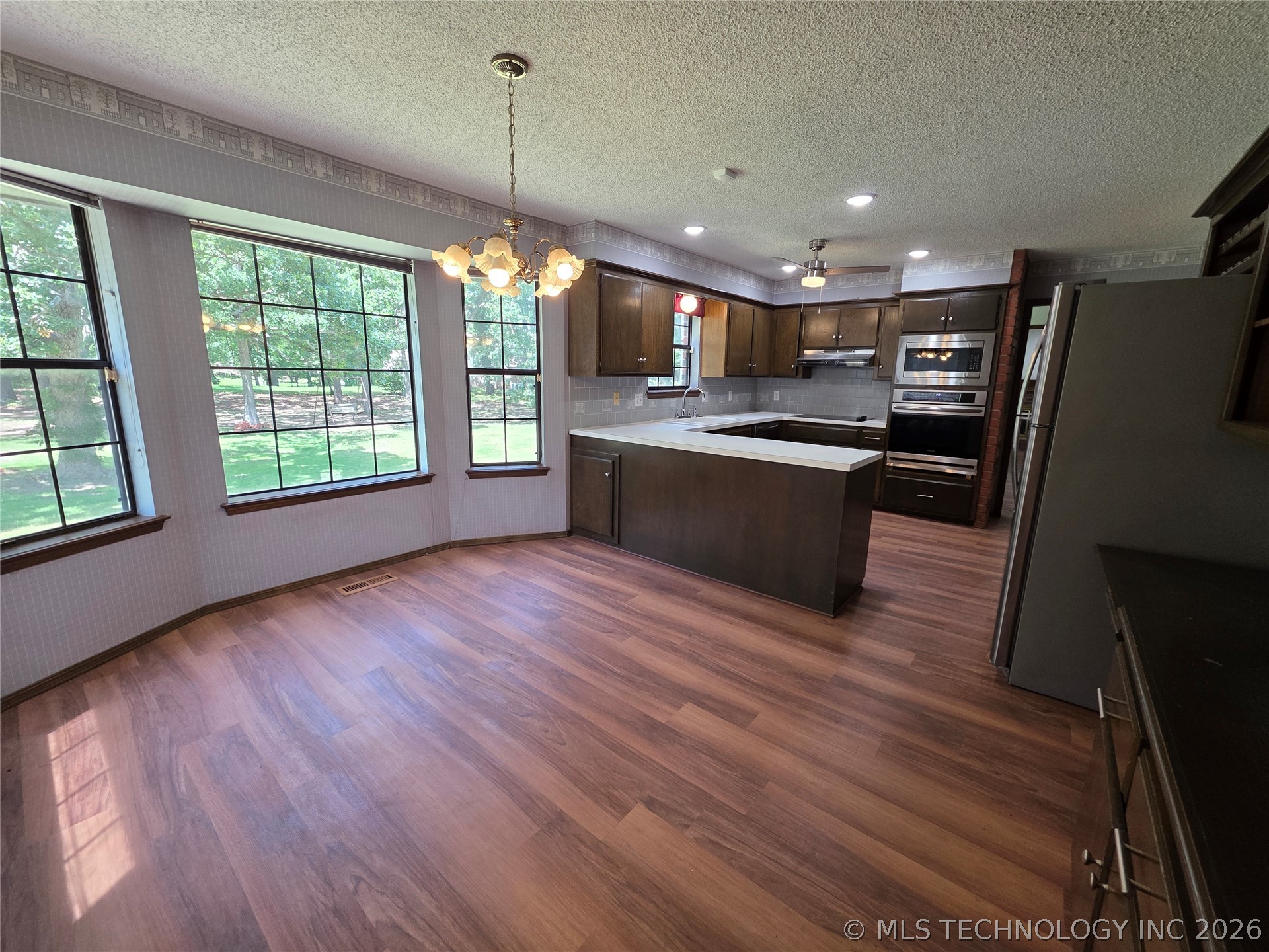 2430 Northwood Drive Property Photo 21