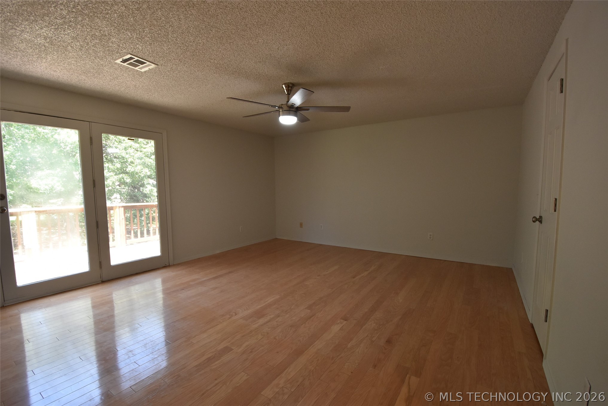 2430 Northwood Drive Property Photo 26