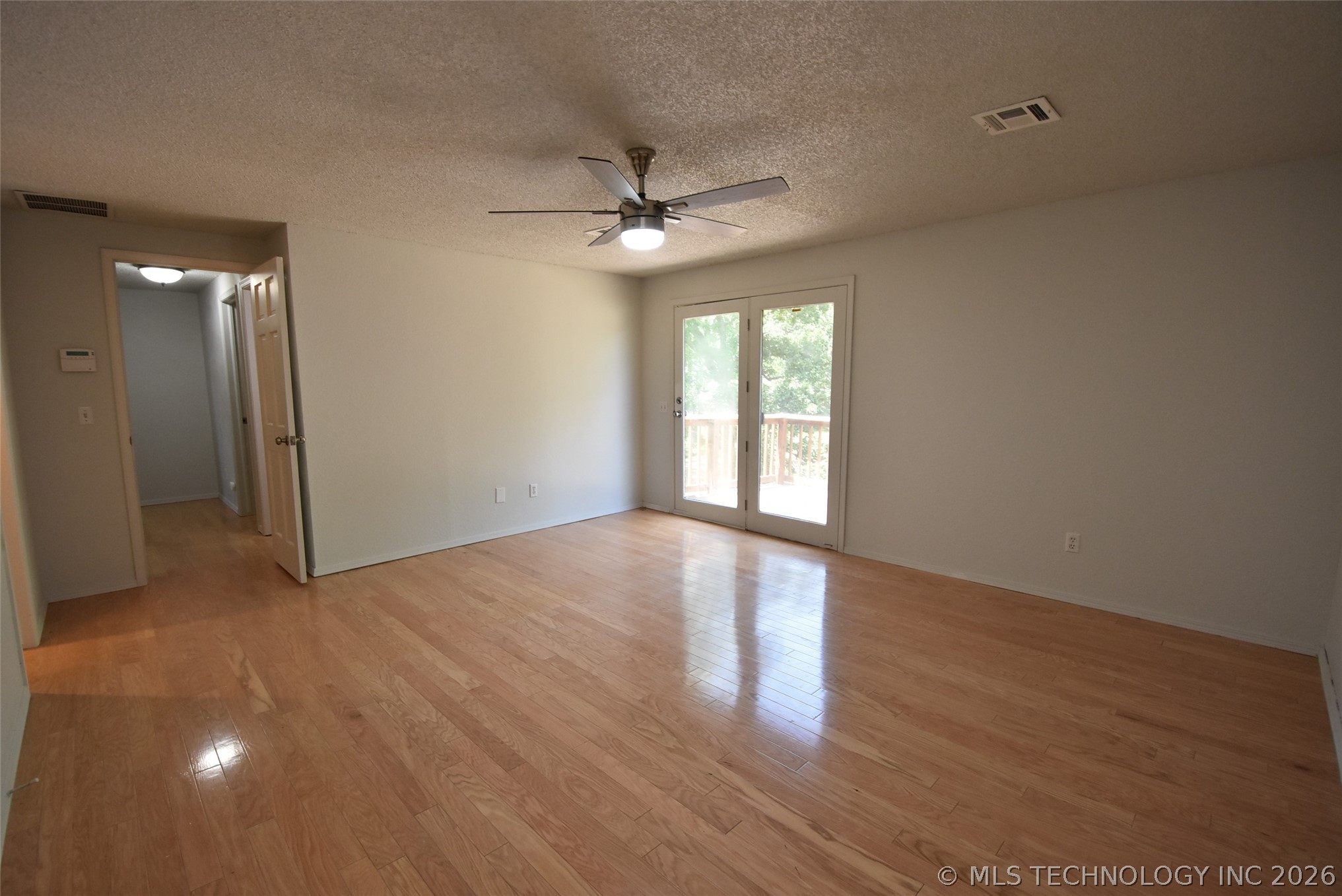 2430 Northwood Drive Property Photo 28
