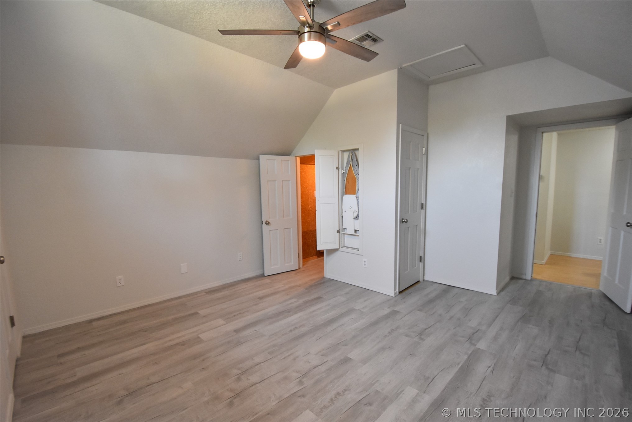 2430 Northwood Drive Property Photo 40