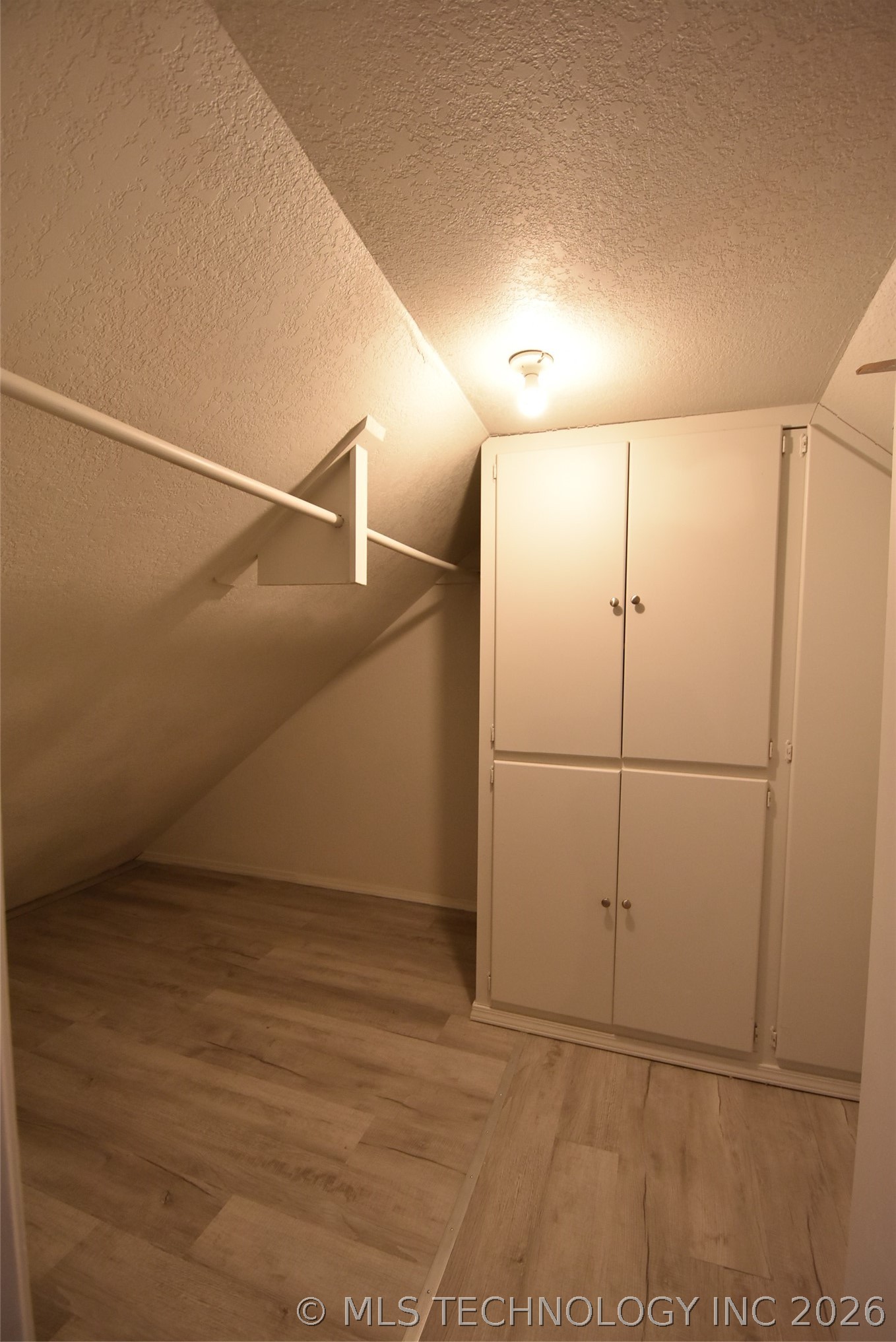 2430 Northwood Drive Property Photo 41
