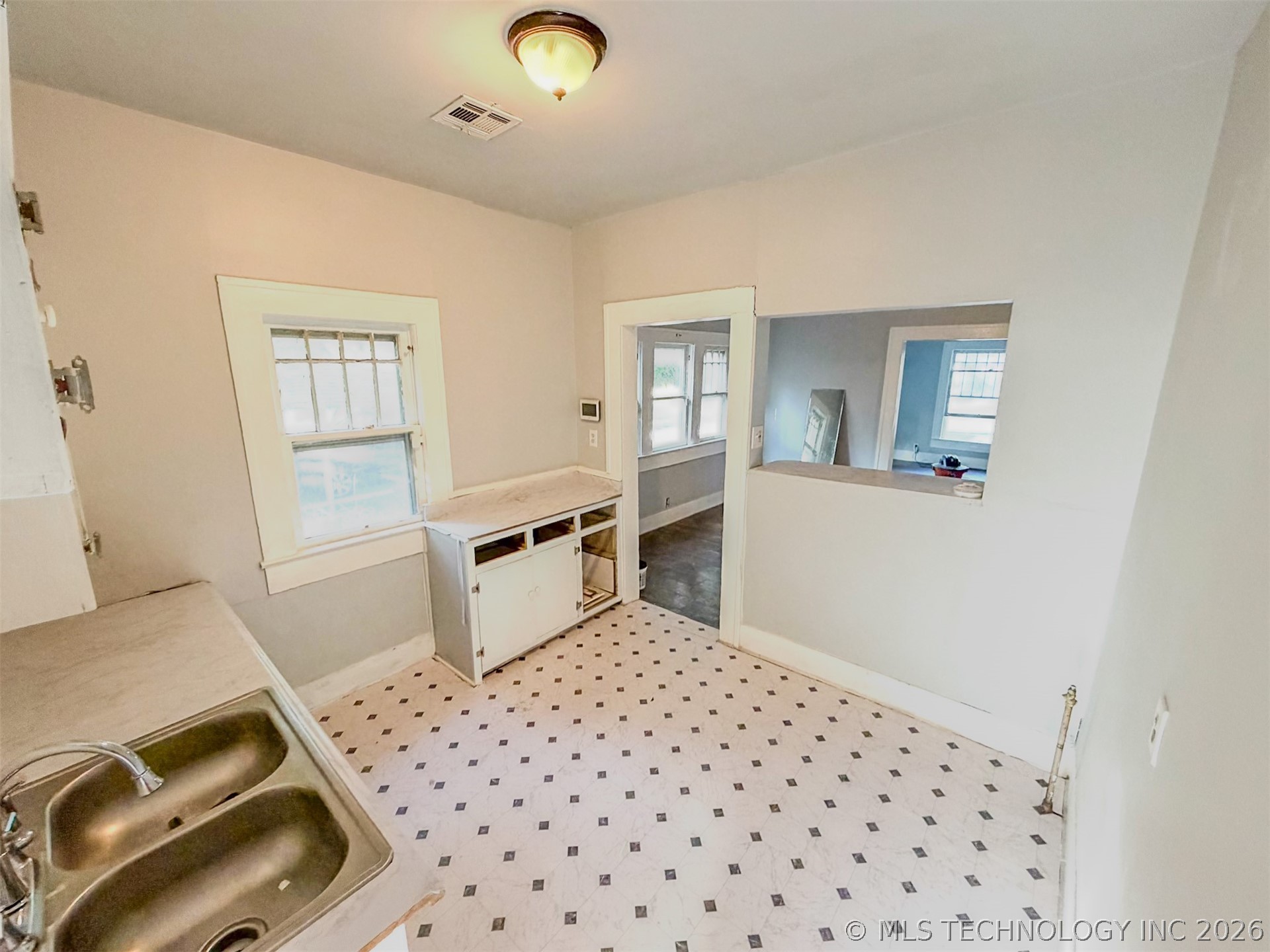 1019 S Stockton Property Photo 12
