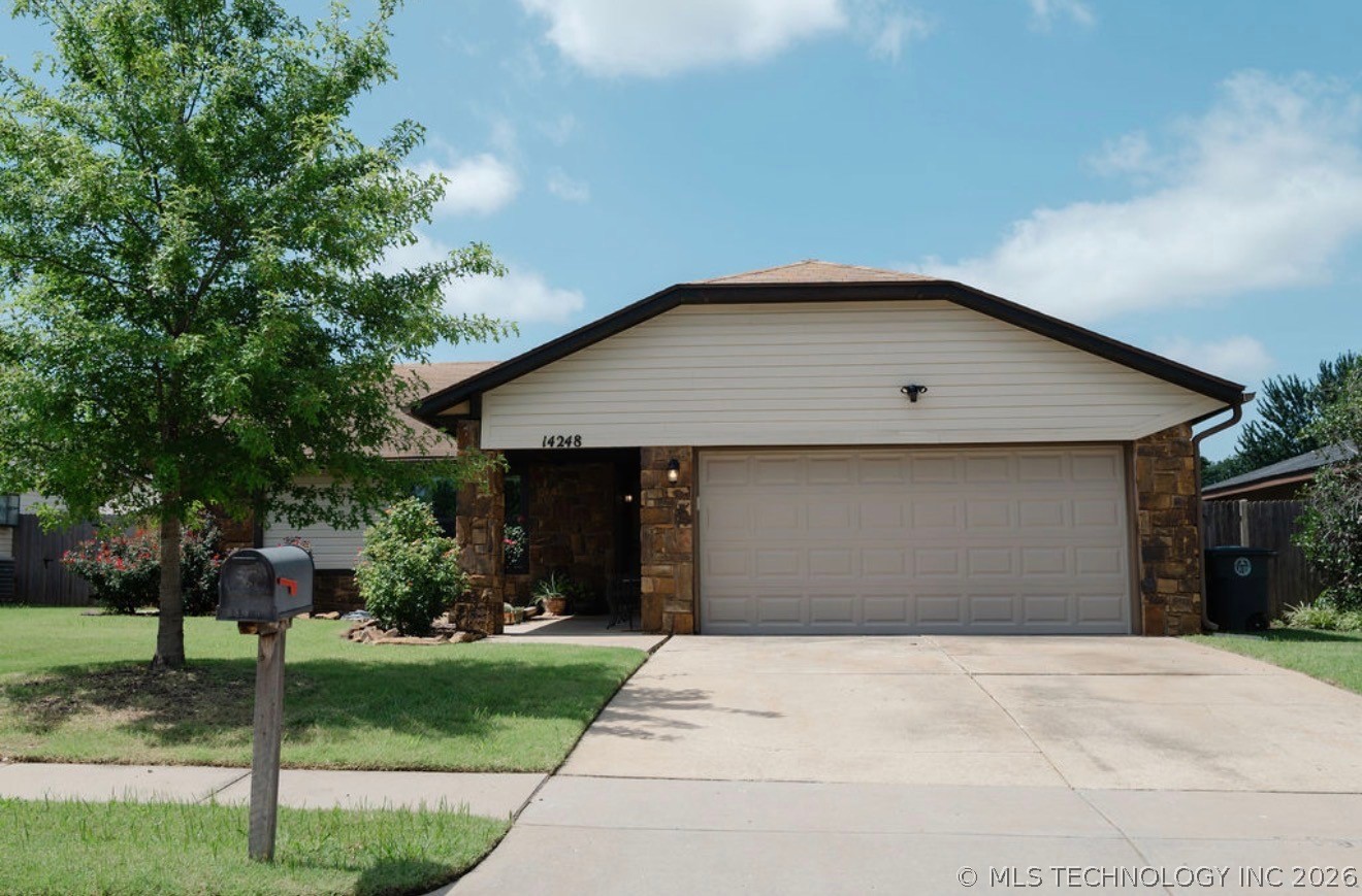 14248 E 37th Place