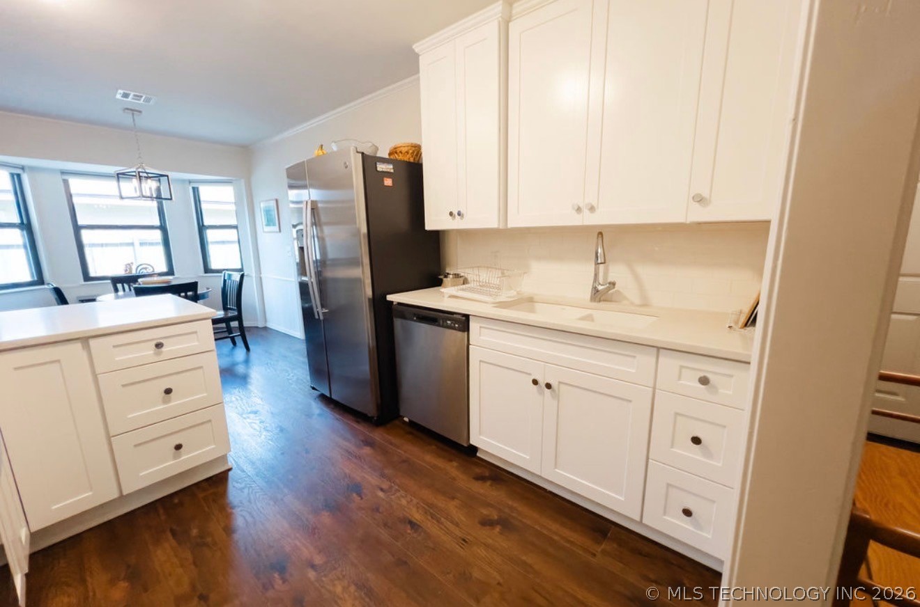 14248 E 37th Place Property Photo 12