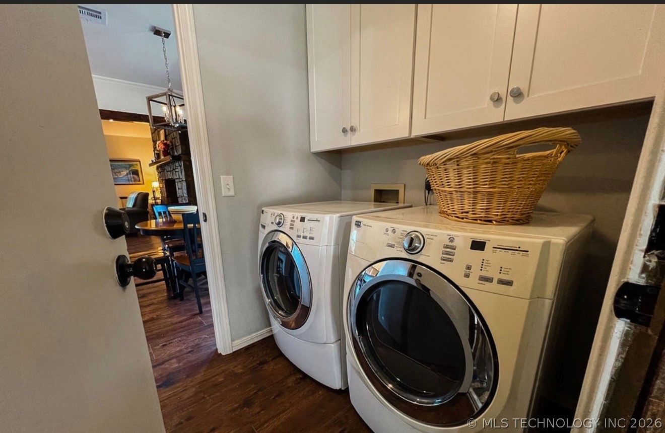 14248 E 37th Place Property Photo 17