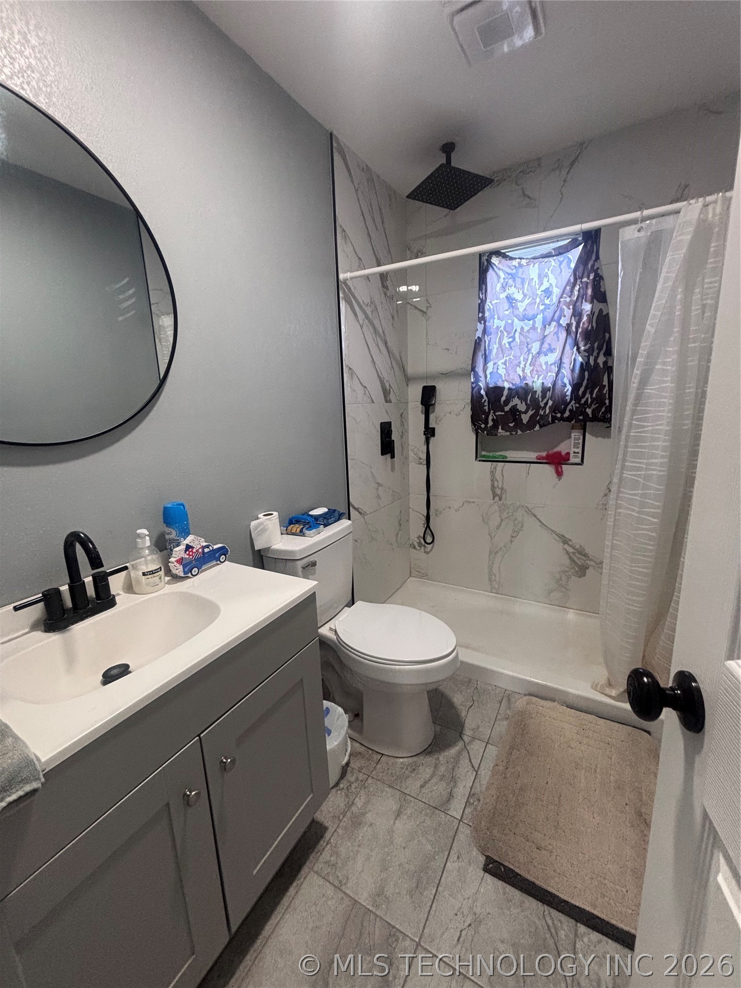 721 N Hudson Avenue Property Photo 8