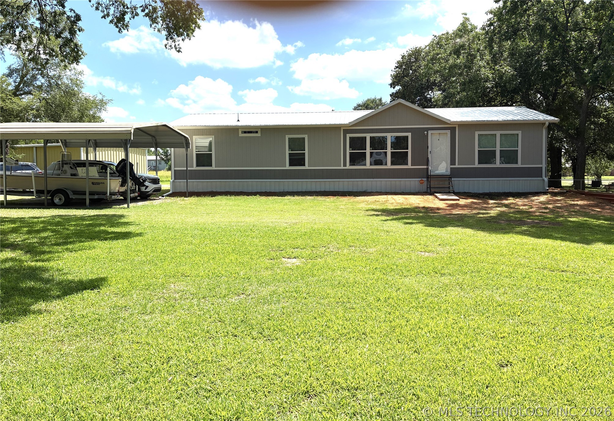 7711 Winding Path Property Photo 1