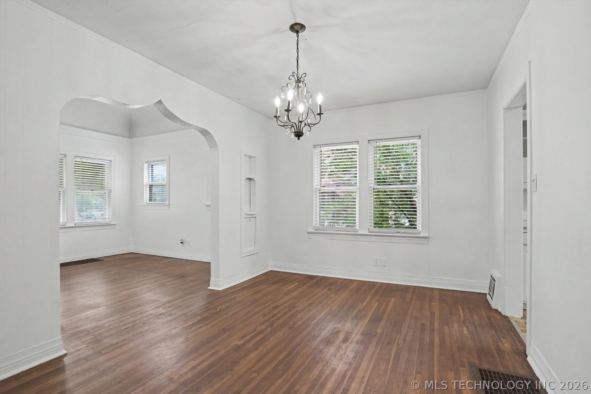 1343 S Jamestown Avenue Property Photo 9