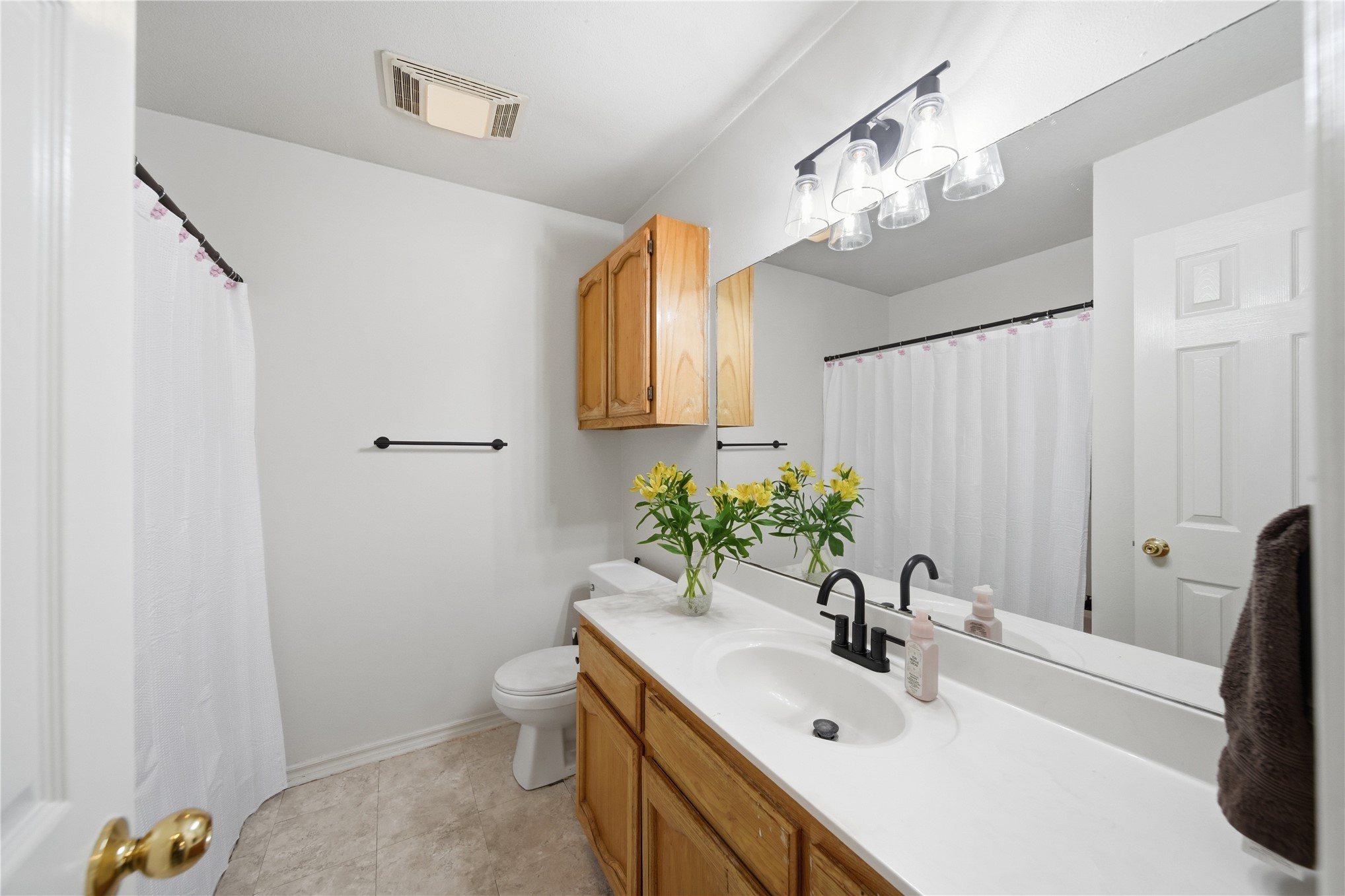 5313 S Maple Place Property Photo 19
