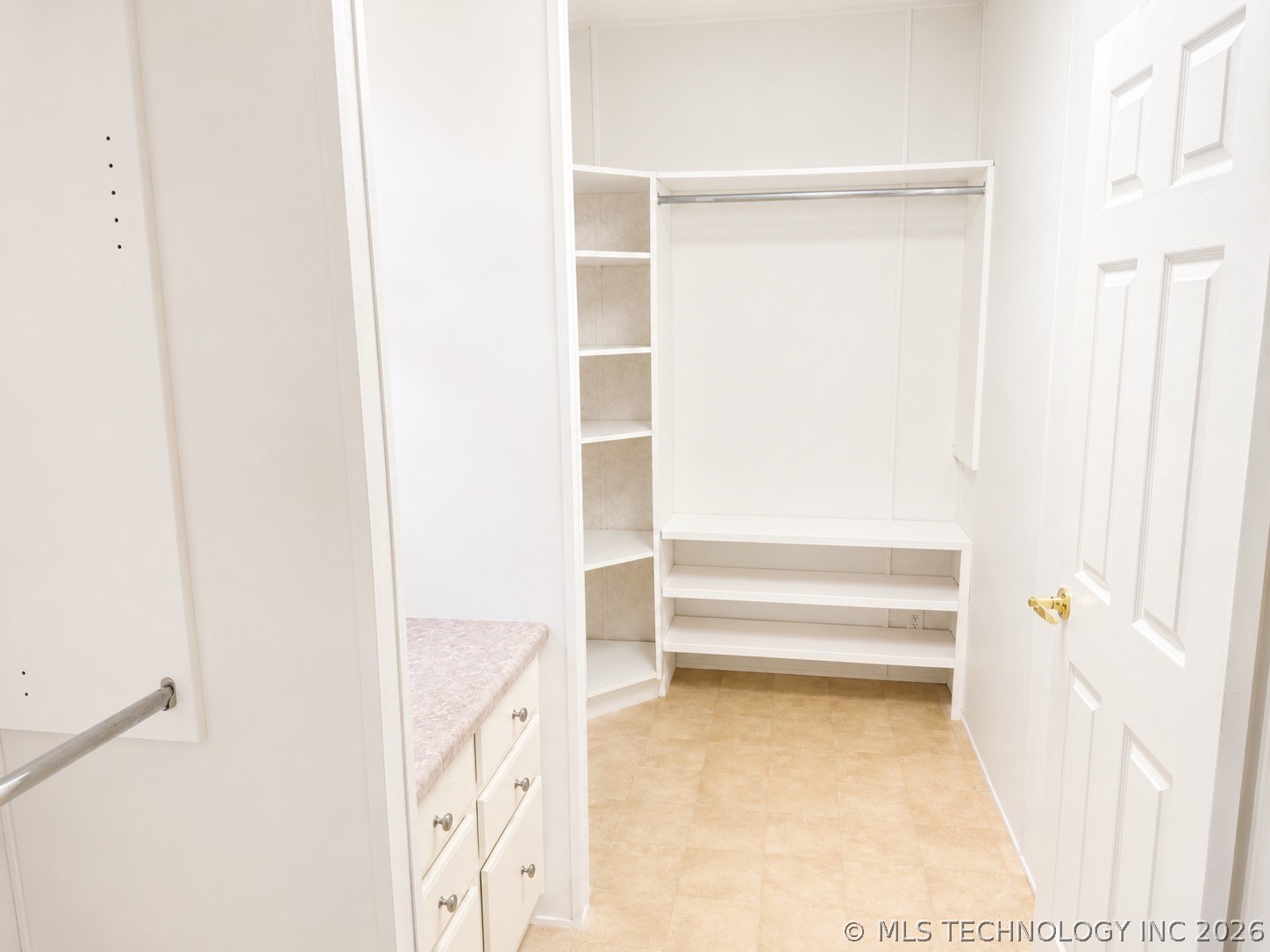 2754 S 265th West Avenue Property Photo 12